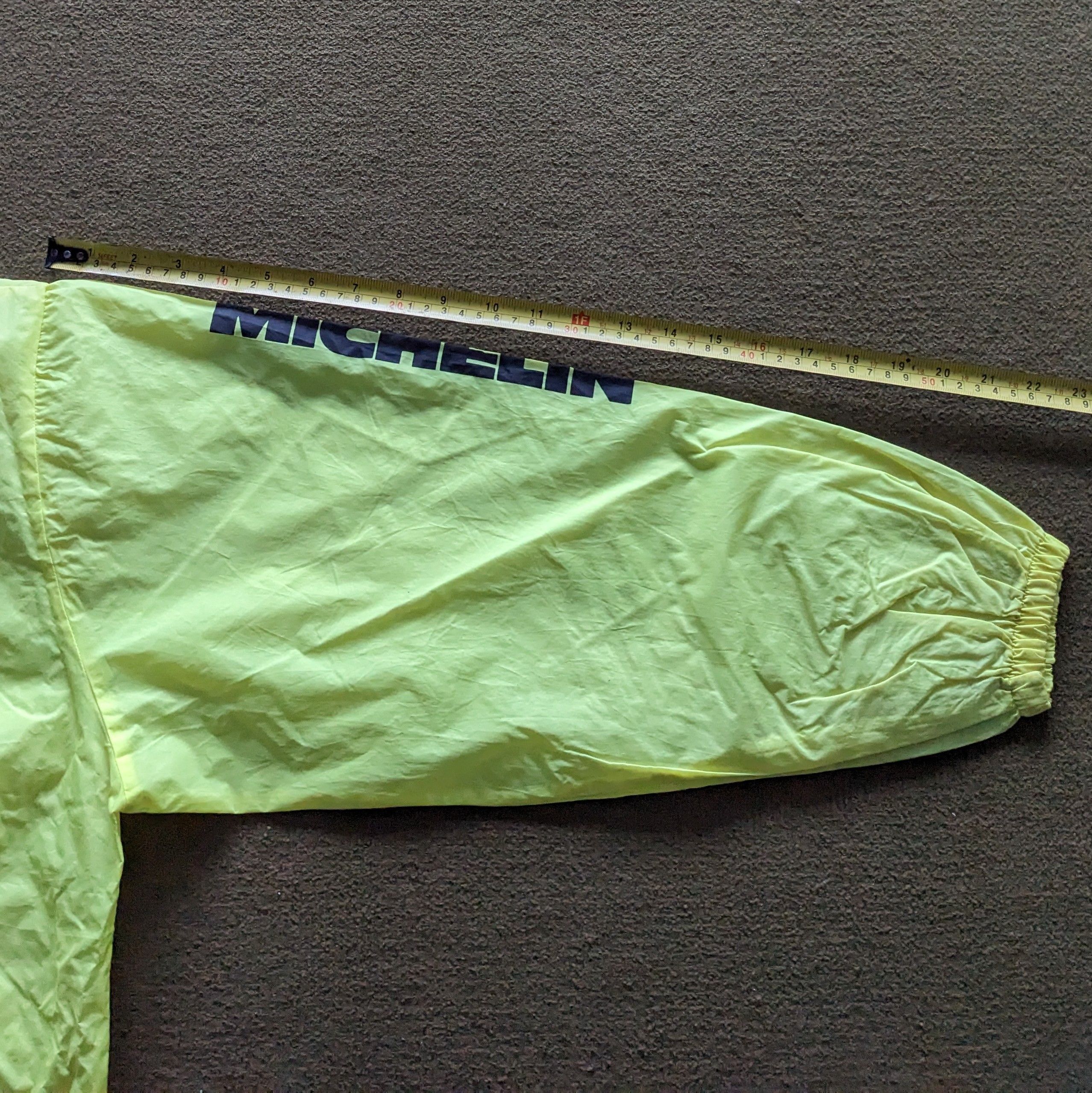 Vintage Vintage MICHELIN Tyres Racing Windbreaker Jacket Size US L / EU 52-54 / 3 - 4 Thumbnail