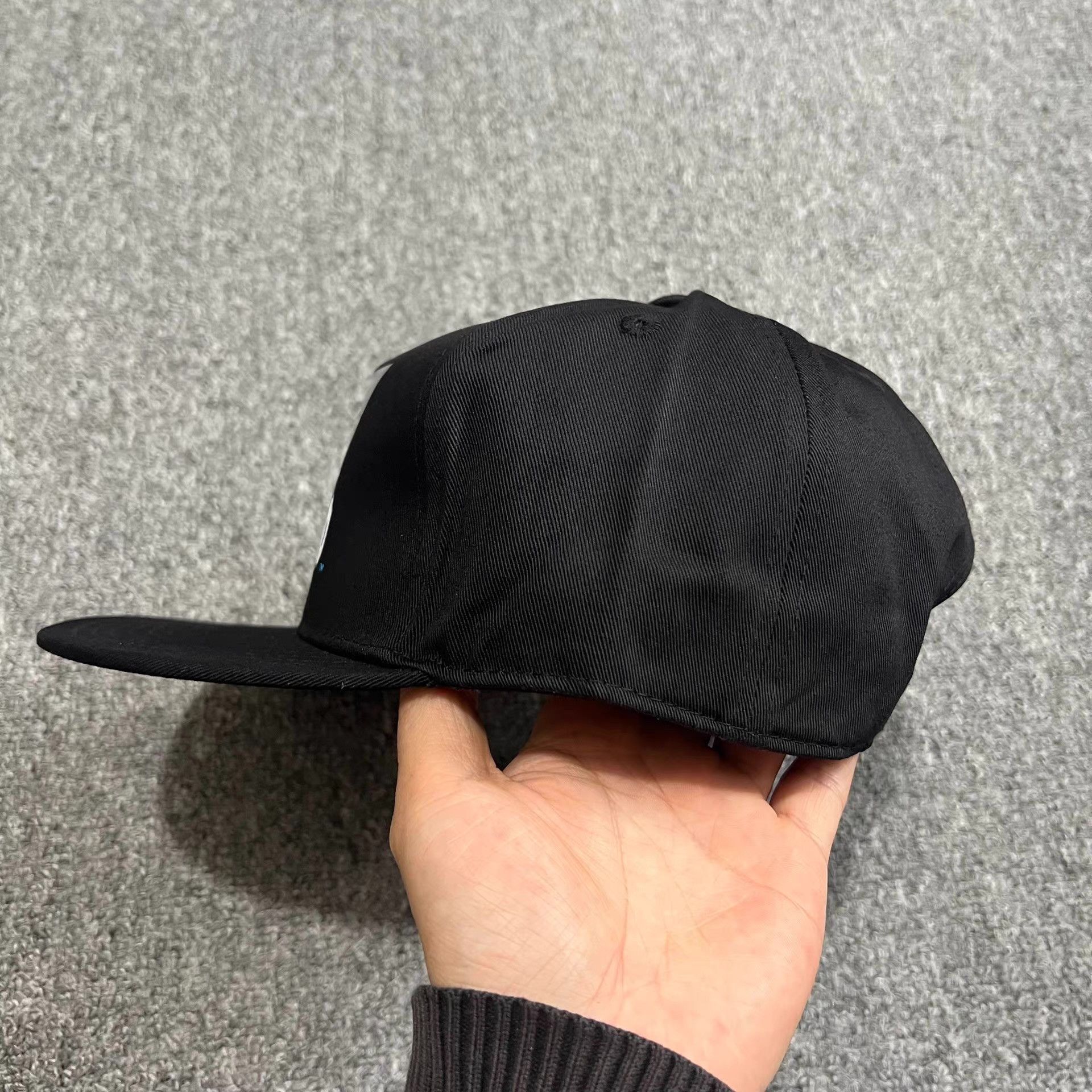 Cross Colours Cross Colours Curved Brim Baseball Cap Q7 Size ONE SIZE - 5 Thumbnail