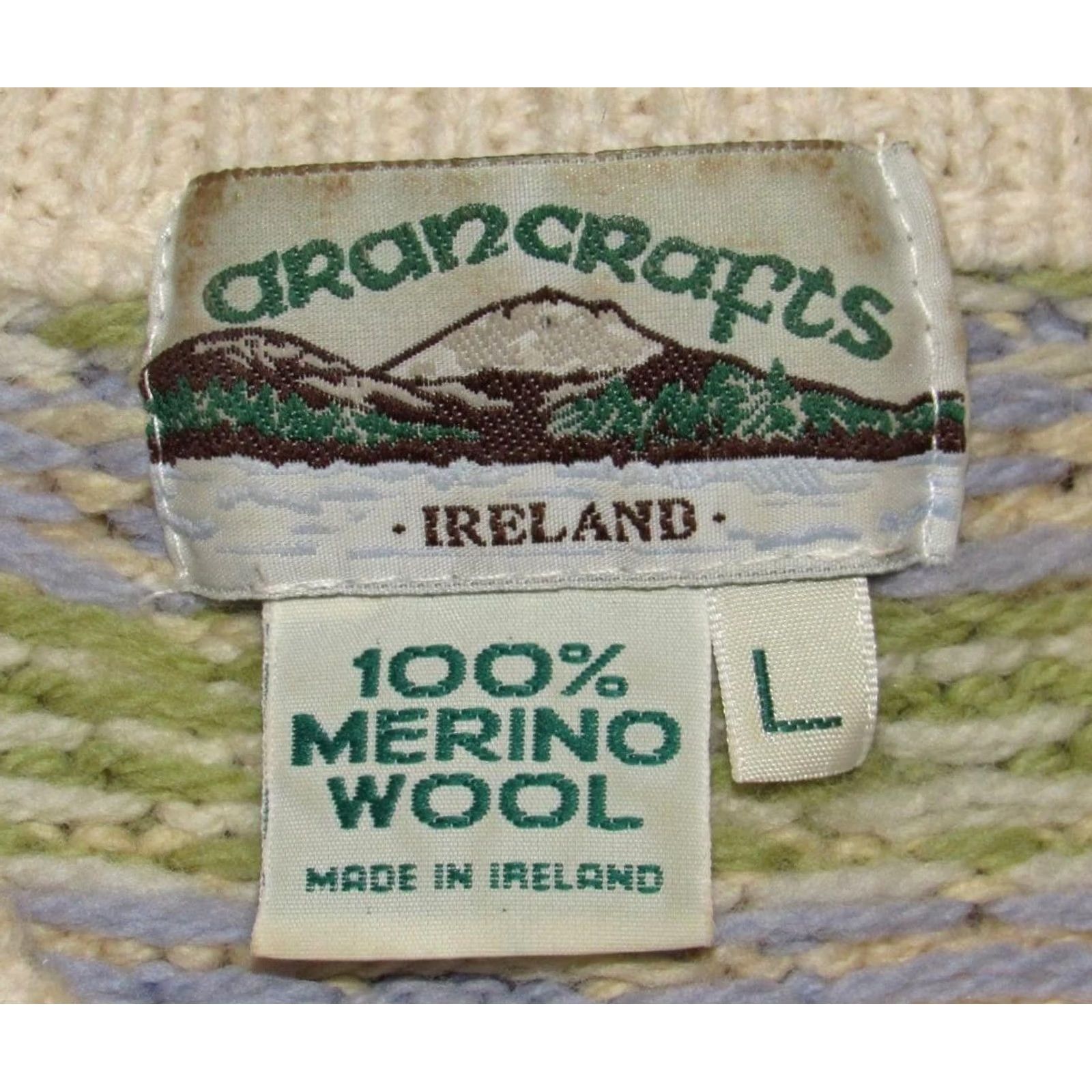 Vintage ARAN CRAFTS Ireland Merino Wool Cardigan Large Cardigan Women L Ivory Merino Wool Made In Ireland Womens Size L / US 10 / IT 46 - 5 Thumbnail