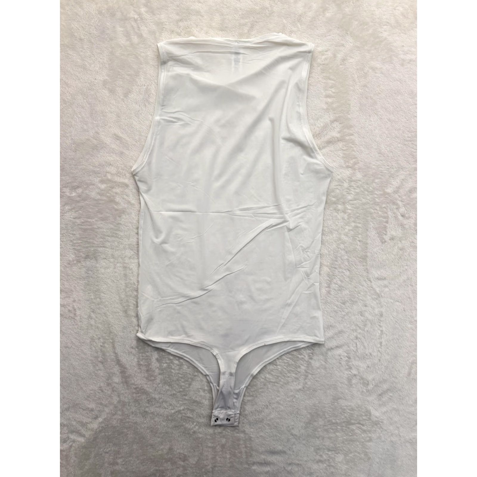 SKIMS Skims Bodysuit One Piece Womens Large White Sleeveless Thong Stretch Shapewear Size L / US 10 / IT 46 - 7 Thumbnail