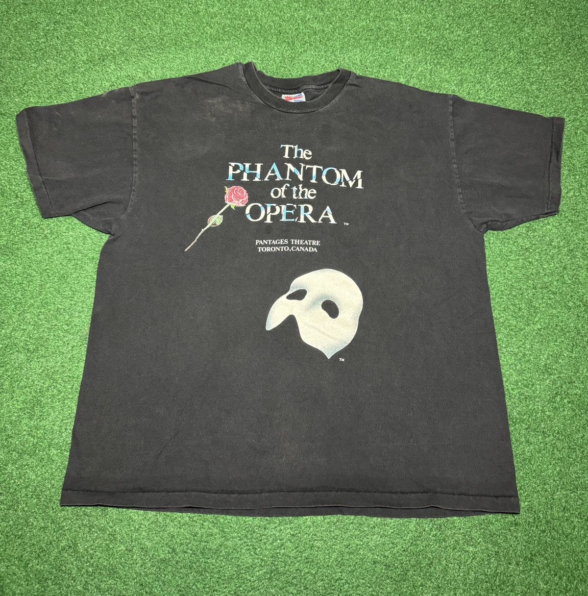 Vintage 90s Phantom Of The Opera Pantages Theatre Toronto T Shirt Size US XL / EU 56 / 4 - 1 Thumbnail