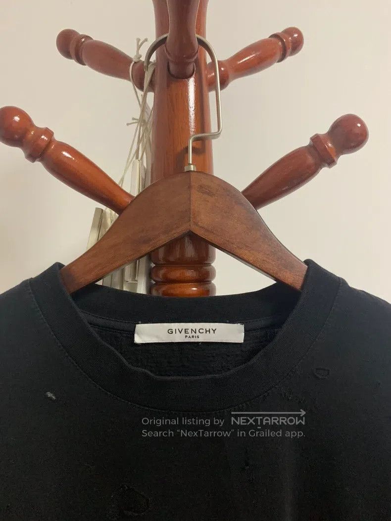 Givenchy Givenchy Large Ripped Short Sleeve Size US XS / EU 42 / 0 - 4 Thumbnail