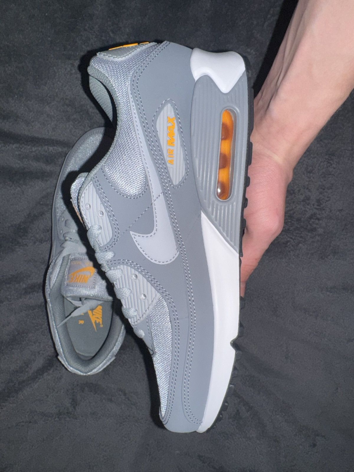 Nike Nike Air Max 90 Size US 10.5 / EU 43-44 - 3 Thumbnail