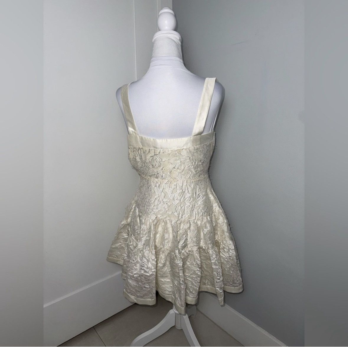 Jonathan Simkhai Simkhai Laila Tiered Jacquard Mini Dress/Size 0 Size XS / US 0-2 / IT 36-38 - 5 Thumbnail