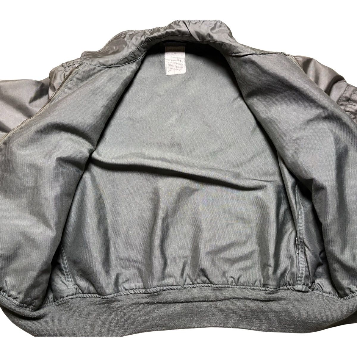 Other VTG 60s USAF Military Cold Flyers Bomber Jacket CWU-45/P Size US L / EU 52-54 / 3 - 5 Thumbnail