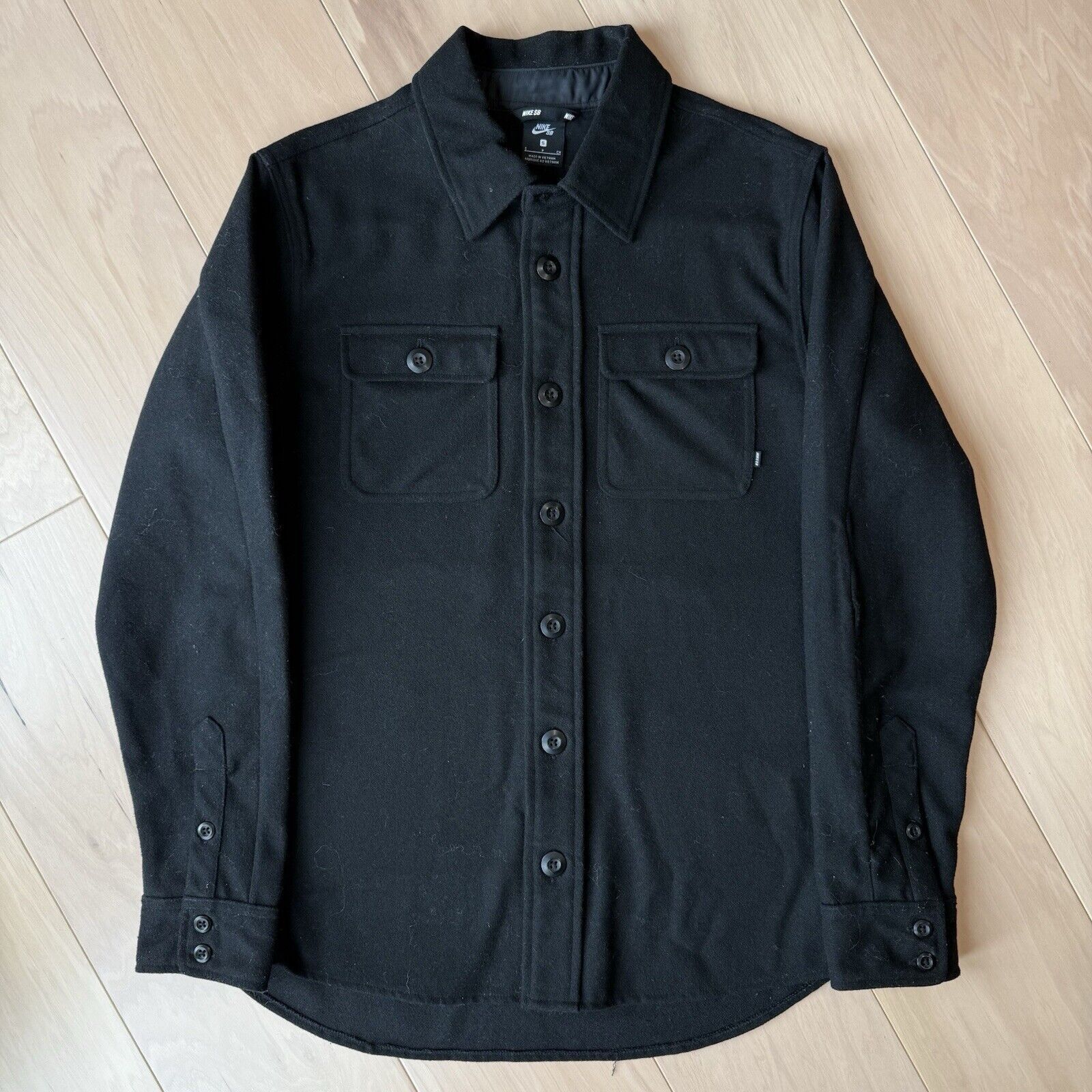 Nike Nike SB Wool Over Shirt Small Black Button Up Collared Size US S / EU 44-46 / 1 - 2 Thumbnail