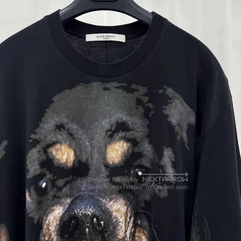 Givenchy Givenchy Dog Head Printed Letter Short Sleeve (Size M) Size US M / EU 48-50 / 2 - 3 Thumbnail
