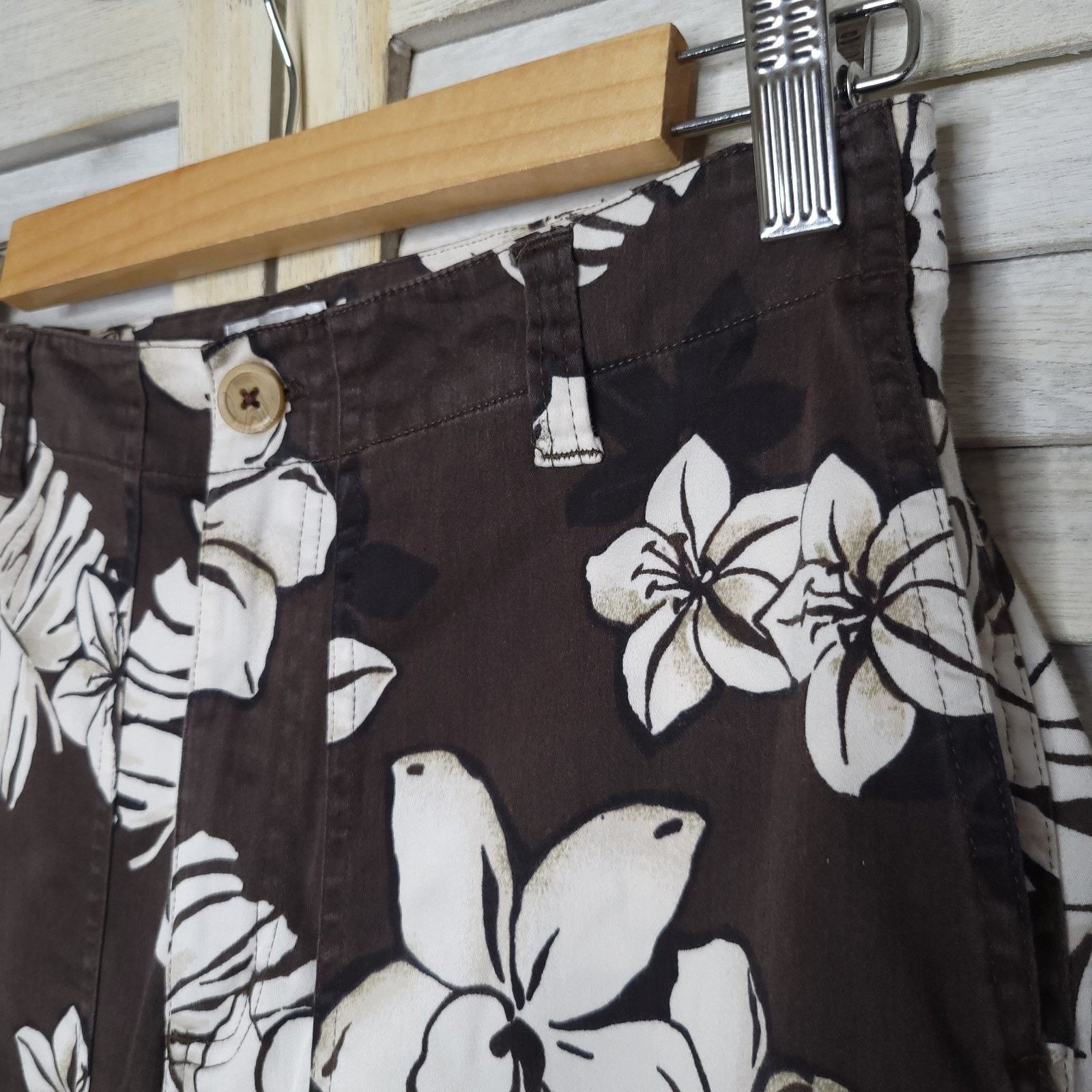 Chicos small flaw Chicos Sz 0 Floral Crop Pants Stretch Size 27" / US 4 / IT 40 - 3 Thumbnail