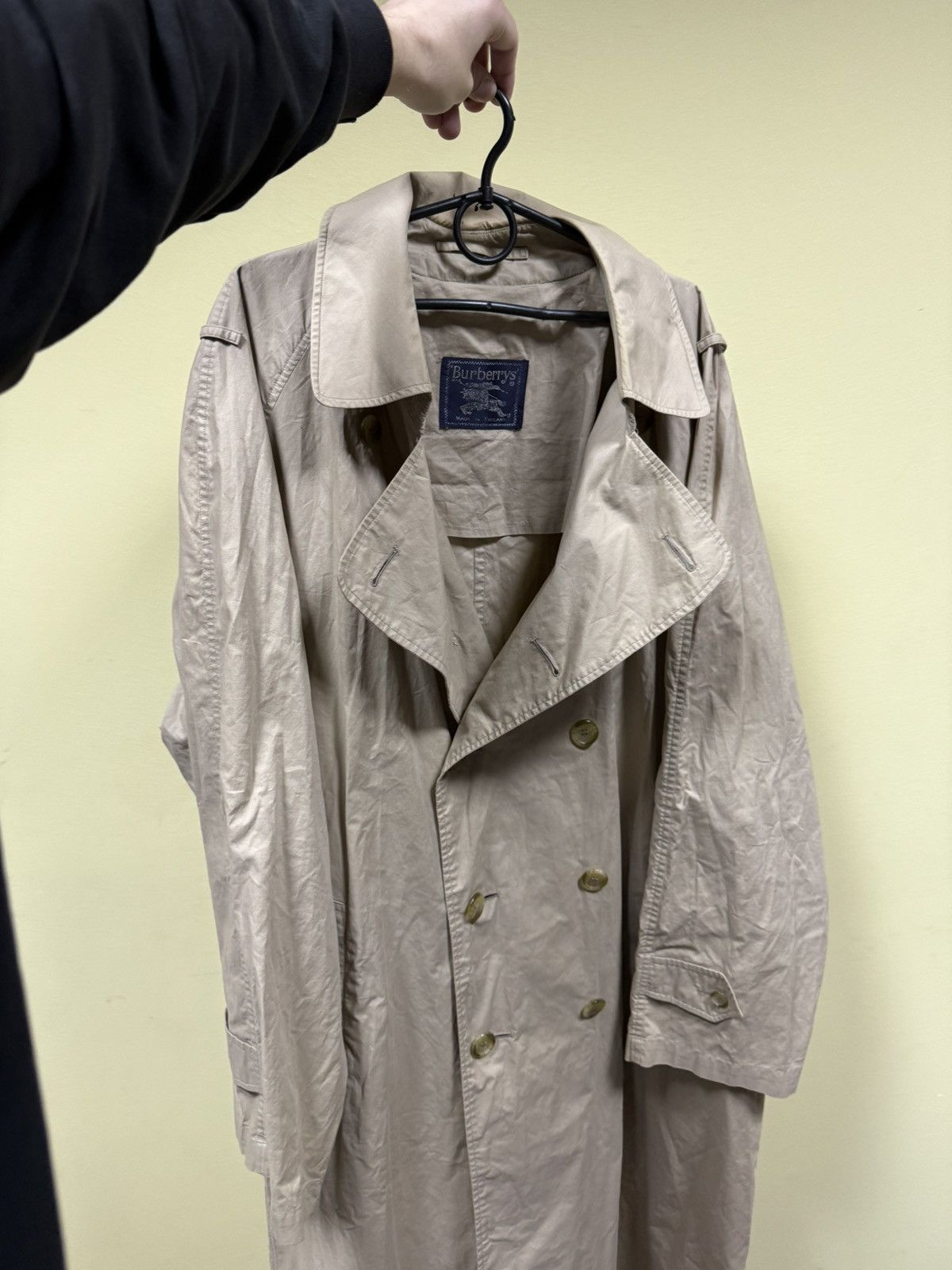 Burberry Burberry double breasted trench coat buttons vintage England Size US L / EU 52-54 / 3 - 2 Thumbnail