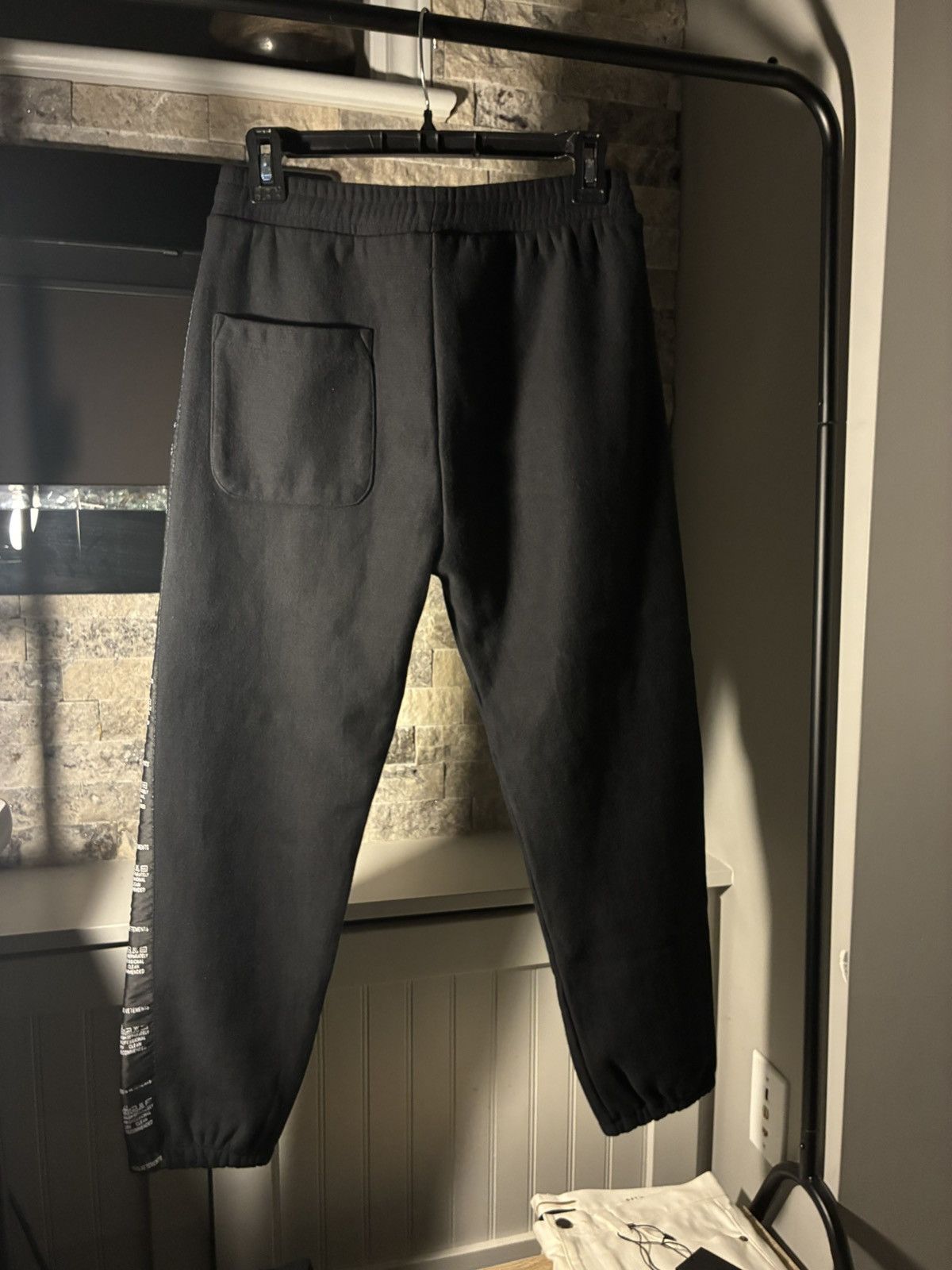 Vetements Vetements Wash-tag Sweatpants Size US 30 / EU 46 - 5 Thumbnail