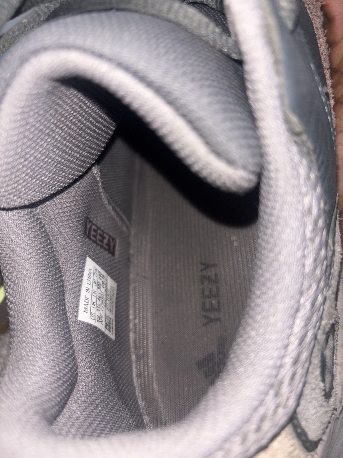 Adidas yeezy 700 mauve Size US 12 / EU 45 - 2 Thumbnail