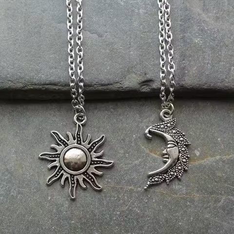 Designer × Vintage Sun + Moon Pendant Chain Necklace Size ONE SIZE - 2 Thumbnail