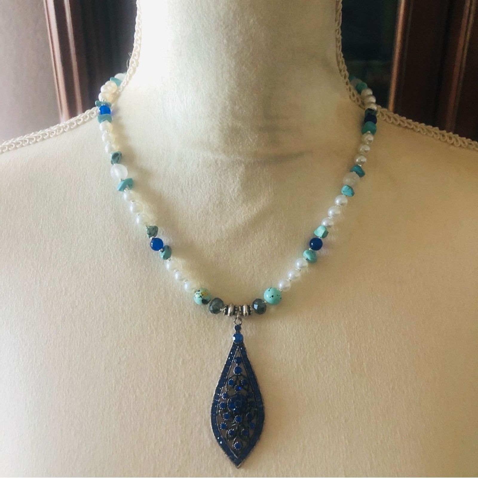 Handmade Handcrafted royal blue raindrop pendant Pearl stone necklace Size ONE SIZE - 2 Thumbnail