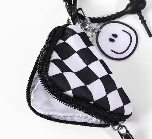 Japanese Brand Fashion checkerboard smiley face triangle coin pouch bag Size ONE SIZE - 3 Thumbnail