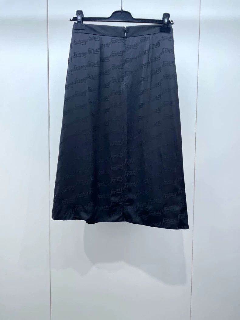 Balenciaga Balenciaga size 38 Black Full Print Skirt Size 37" - 3 Thumbnail