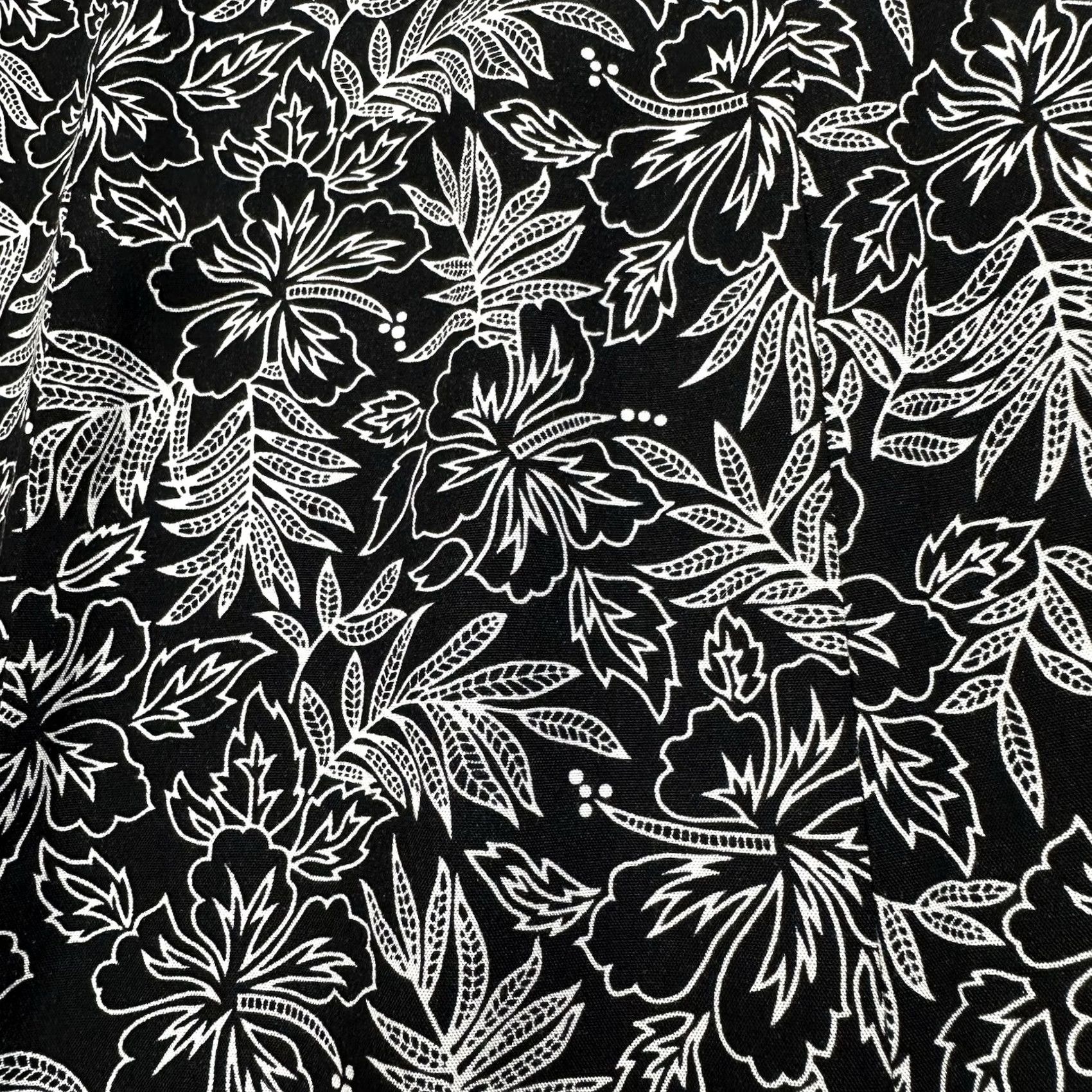Vintage Chico's Maxi Skirt Womens 14 Black White Floral A-Line Stretch Boho Rayon Size 36" / US 14 / IT 50 - 3 Thumbnail