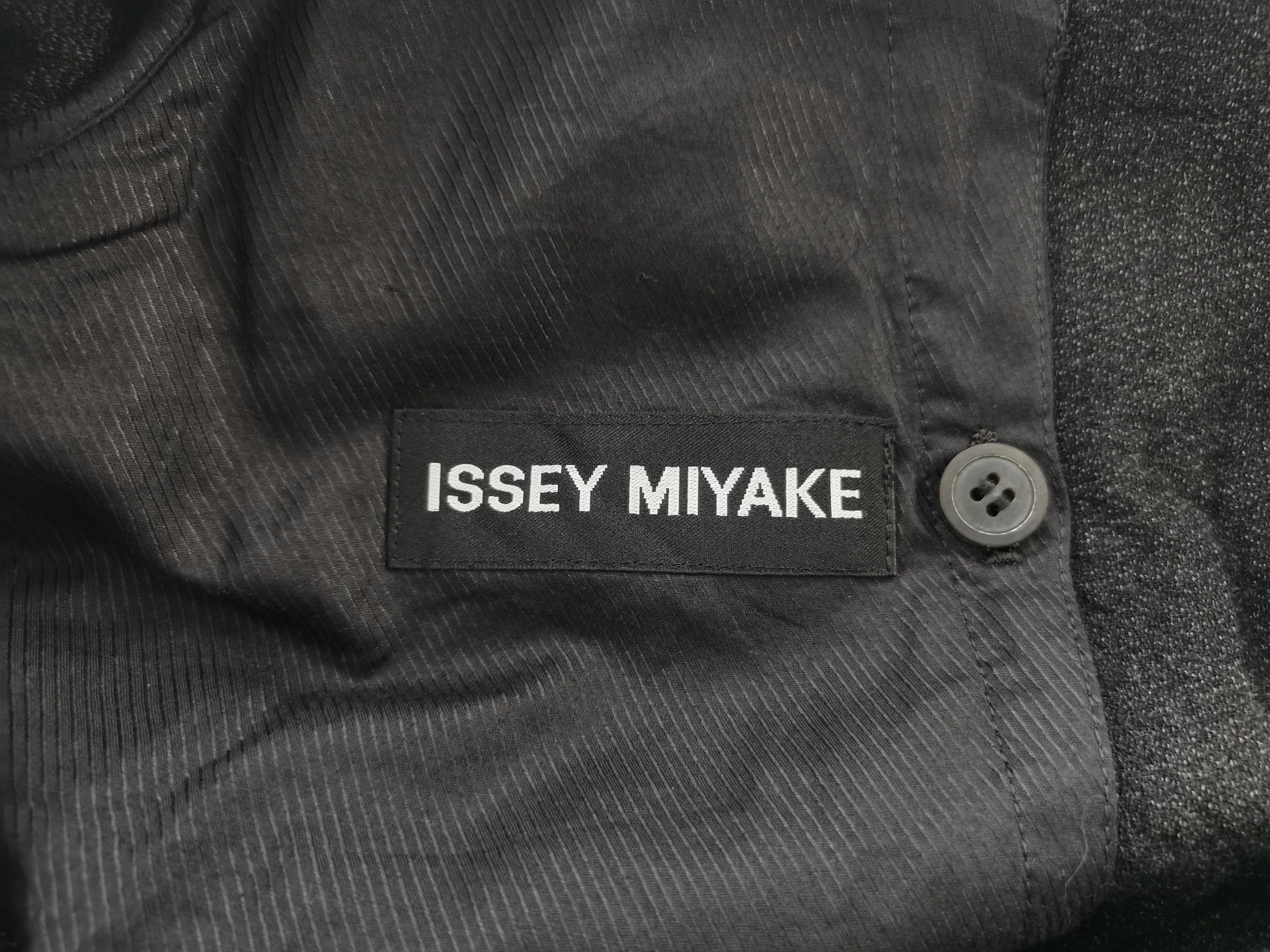 Issey Miyake Vintage Issey Miyake Blazer Coat Made In Japan Size M Size US L / EU 52-54 / 3 - 4 Thumbnail