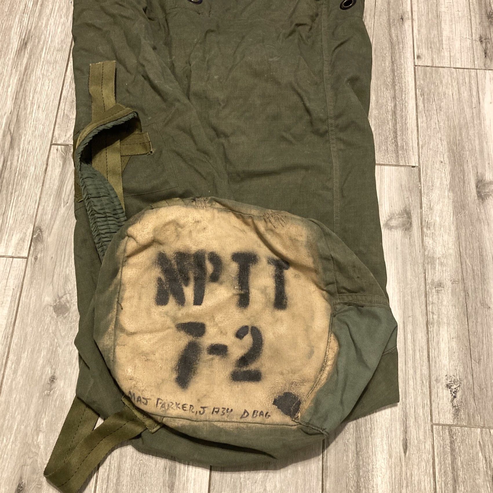 Vintage **US Army Green Military Large Backpack** User: US Army Green Military Large Backpack Size ONE SIZE - 4 Thumbnail
