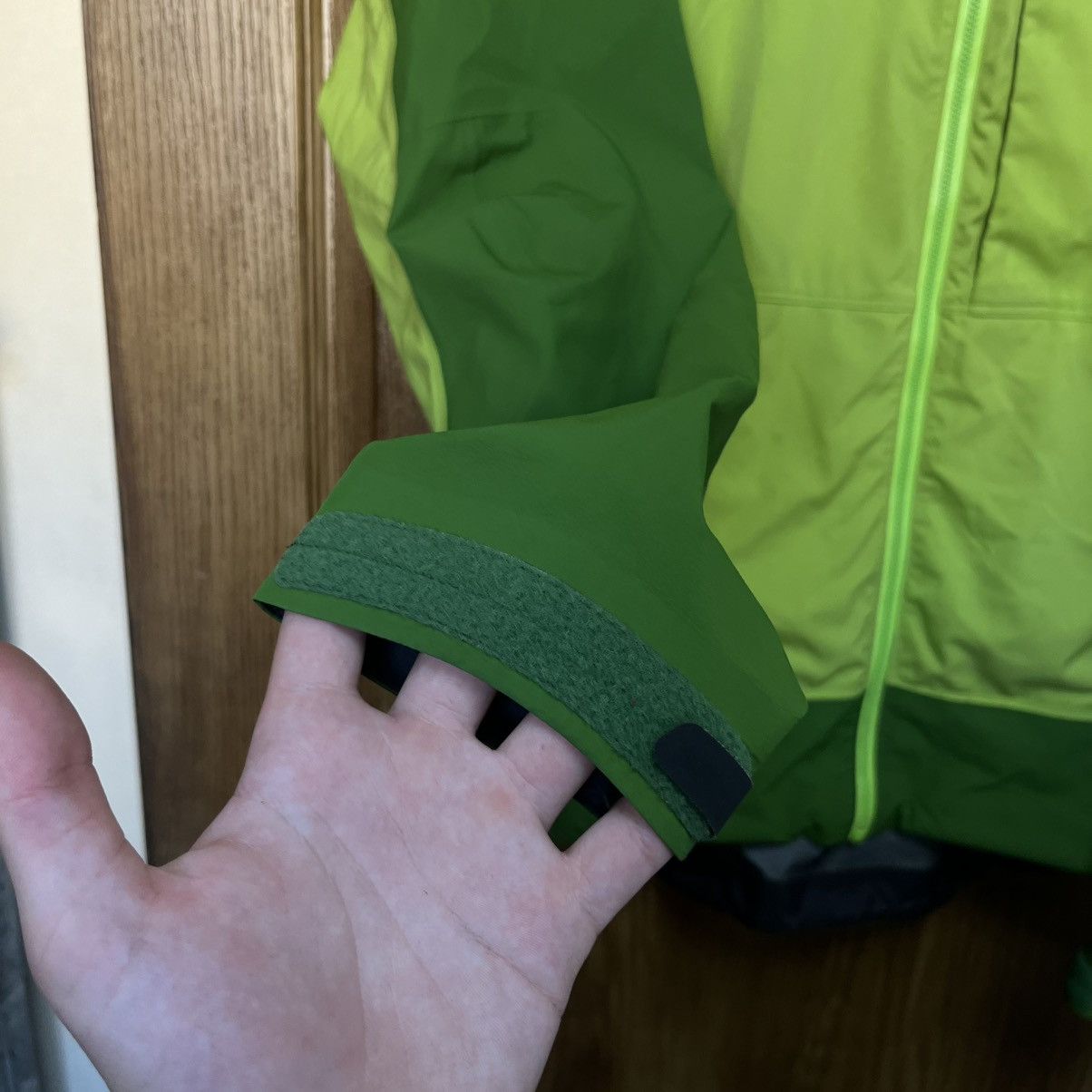 Arc'teryx Men's Arcteryx Beta Gore Tex Jacket Gorpcore Size US S / EU 44-46 / 1 - 7 Thumbnail