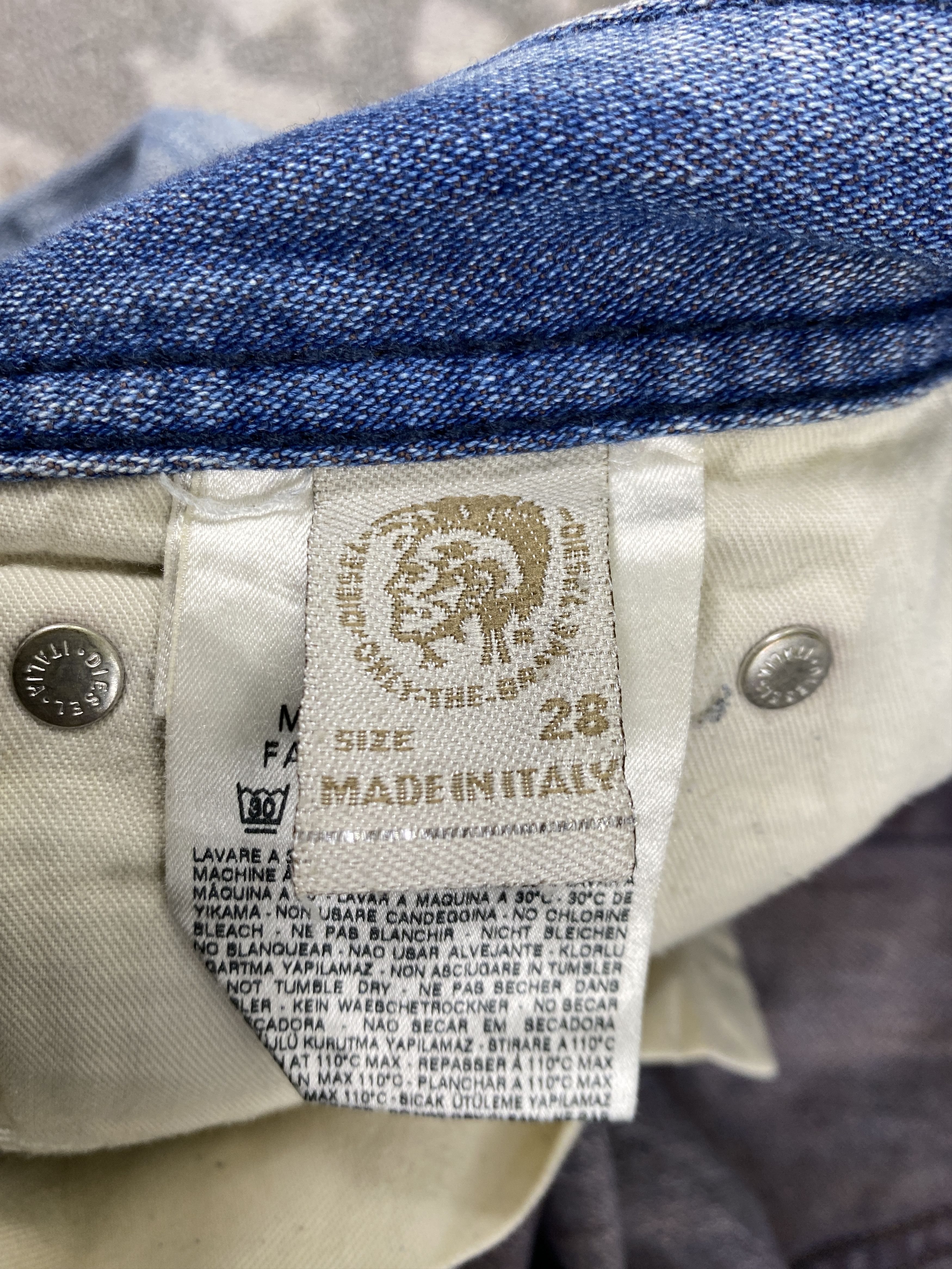 Japanese Brand Vintage Diesel Distressed Blue Jeans 31x30.5 Denim- JN3731 Size US 31 - 9 Thumbnail
