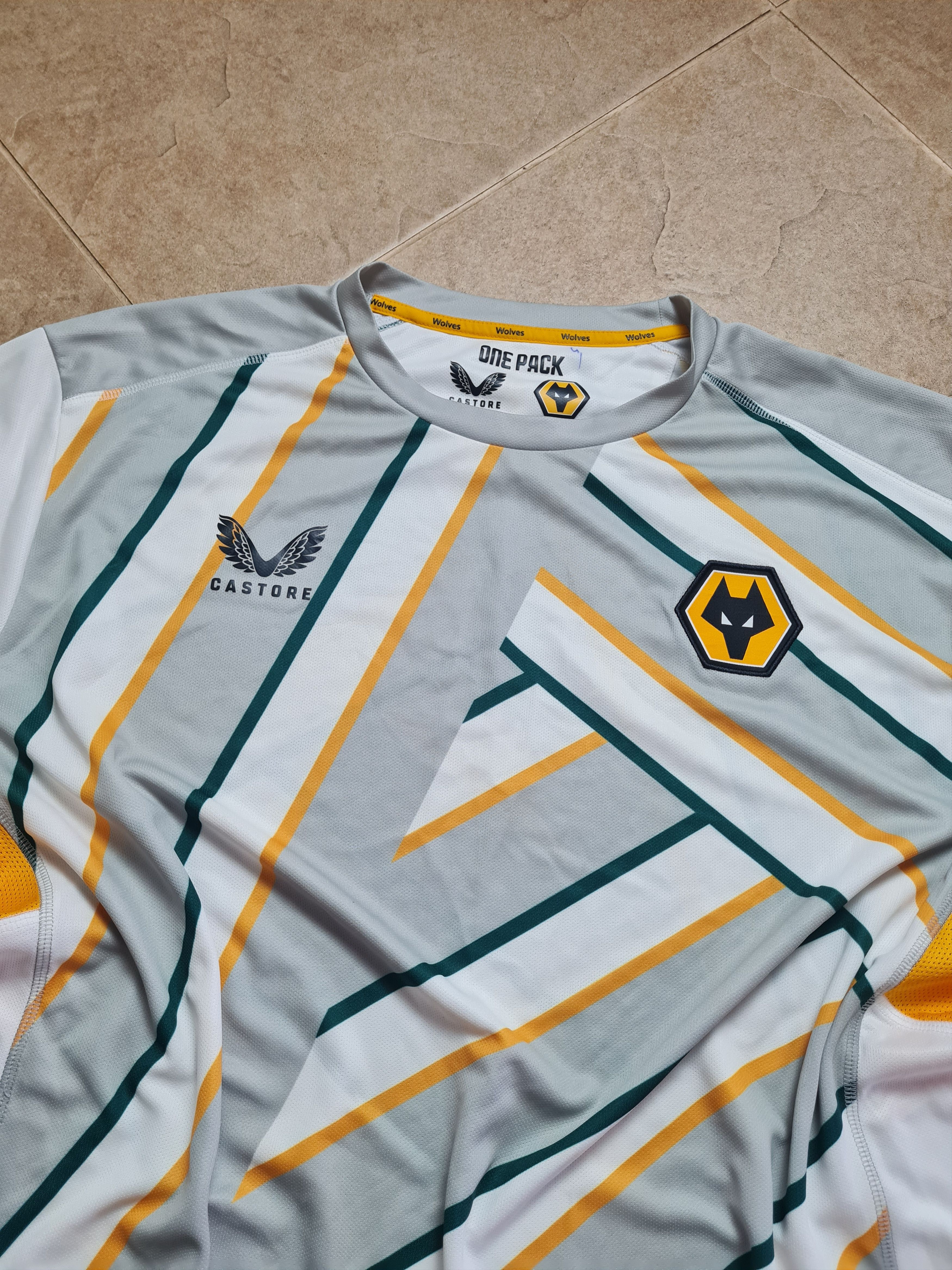 Castore Football jersey Camiseta Castore Wolverhampton Wanderers Size US XXL / EU 58 / 5 - 11 Thumbnail