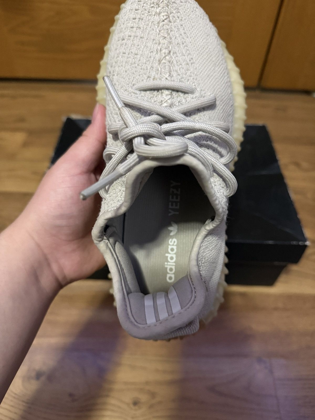 Yeezy Yeezy 350 v2 “Sesame” Size 5y Size US 5 / EU 37 - 10 Thumbnail