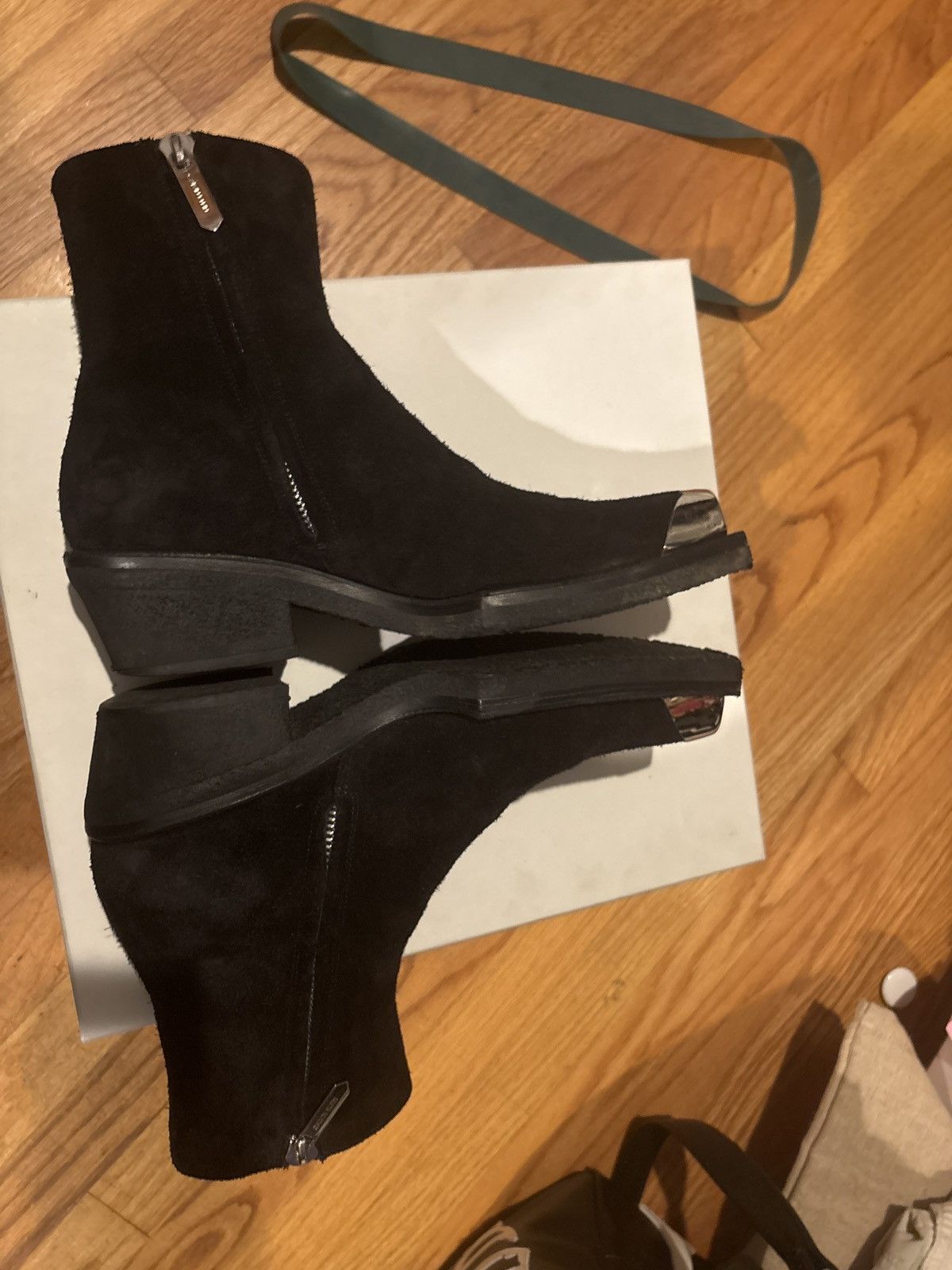 Calvin Klein 205W39NYC Calvinklein205w39nyc raf simons black suede silver tip 42 Size US 9 / EU 42 - 3 Thumbnail