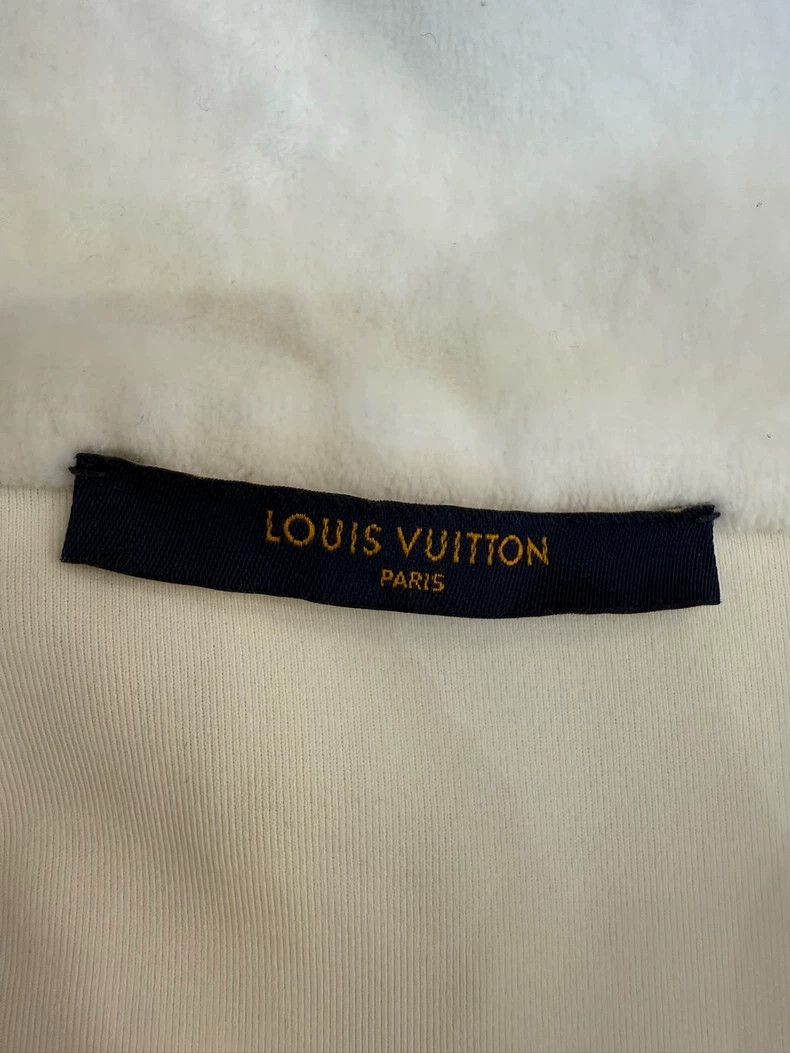 Louis Vuitton Louis Vuitton White half zip sweatshirt Size US M / EU 48-50 / 2 - 5 Thumbnail