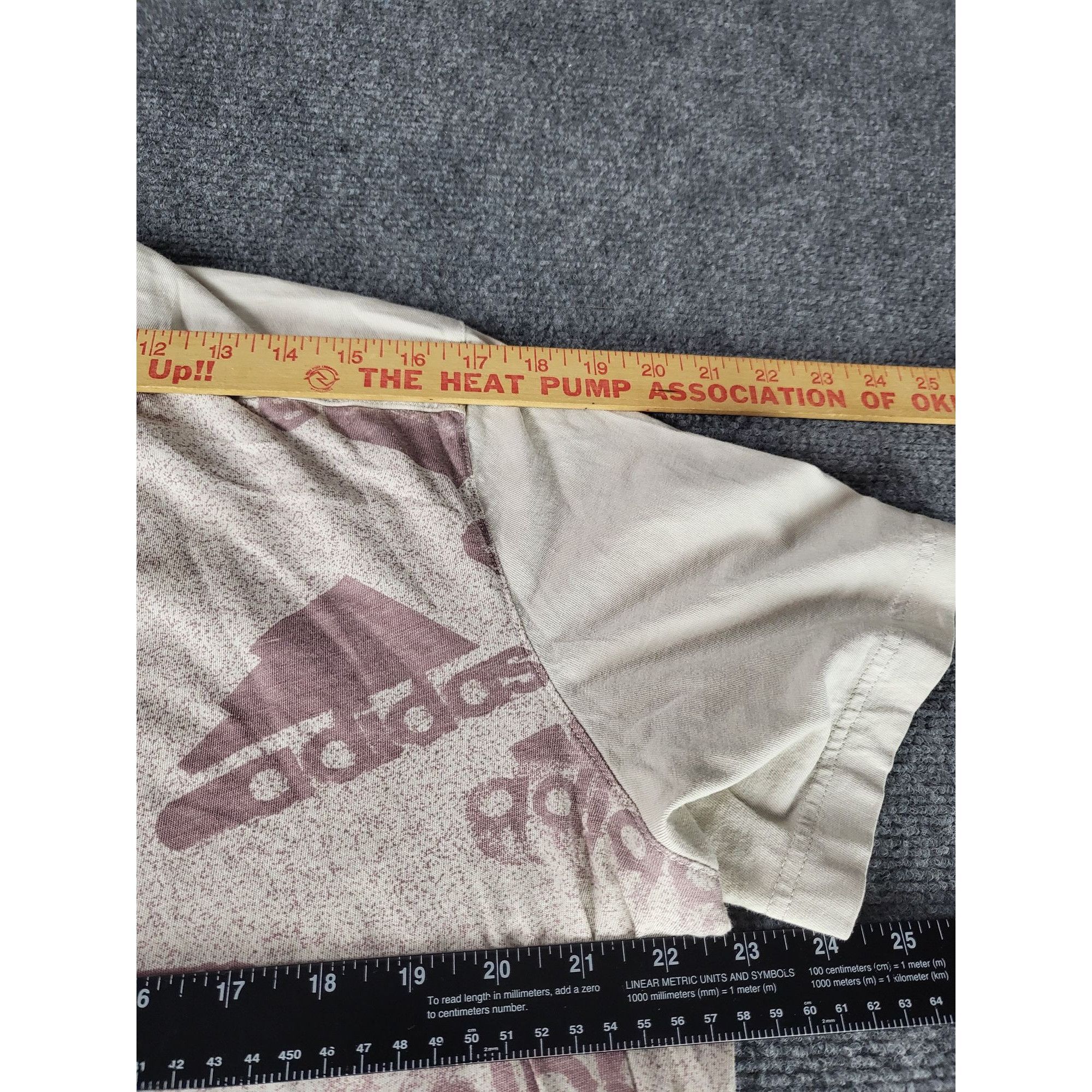 Adidas Adidas Brand Love Logo Tshirt Men Sz XL HK0377 Brown Virtual Size US XL / EU 56 / 4 - 5 Thumbnail