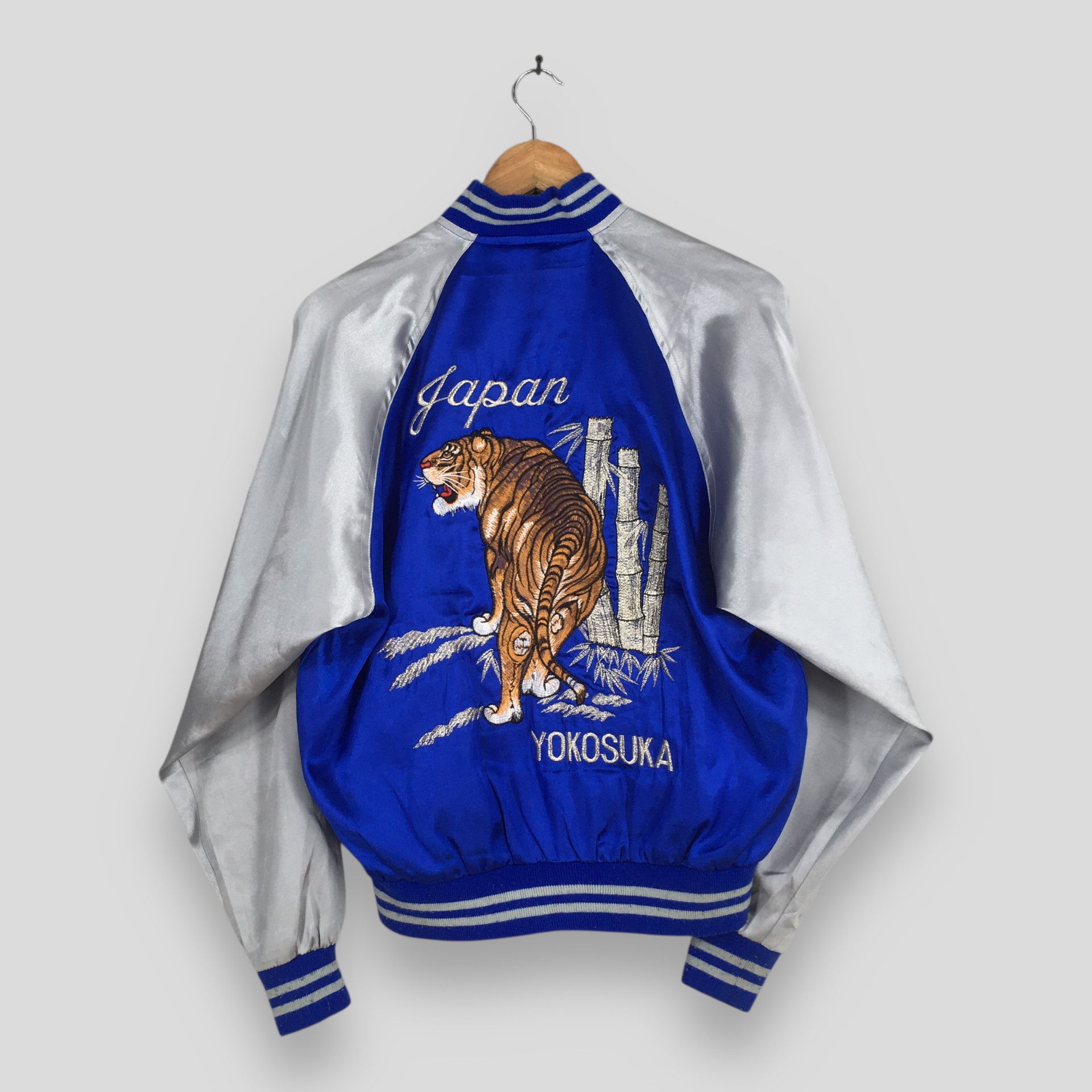 Japanese Brand Vintage 80's Sukajan Tiger Yokosuka Souvenir Tiger Jacket L Size US L / EU 52-54 / 3 - 7 Thumbnail