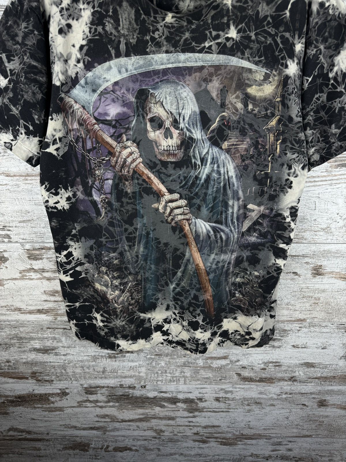 Japanese Brand Mens Vintage Wild skulls T-shirt spiral y2k rap affliction Size US L / EU 52-54 / 3 - 3 Thumbnail