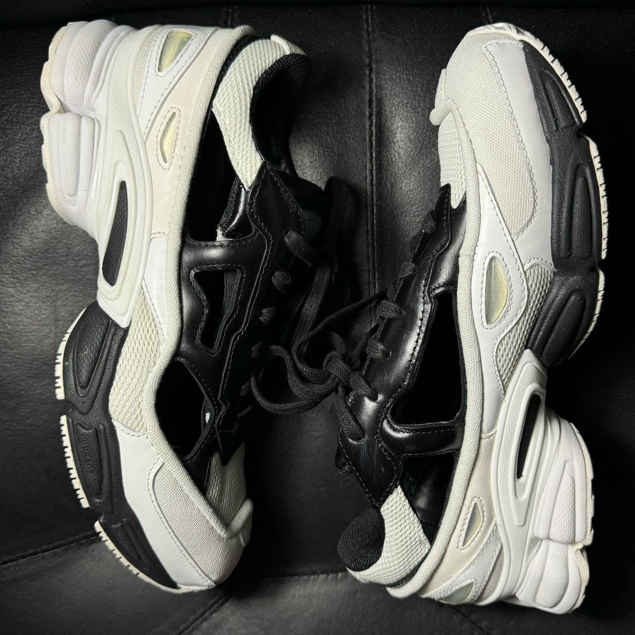 Adidas × Raf Simons adidas raf simons ozweego Size US 6.5 / EU 39-40 - 4 Thumbnail