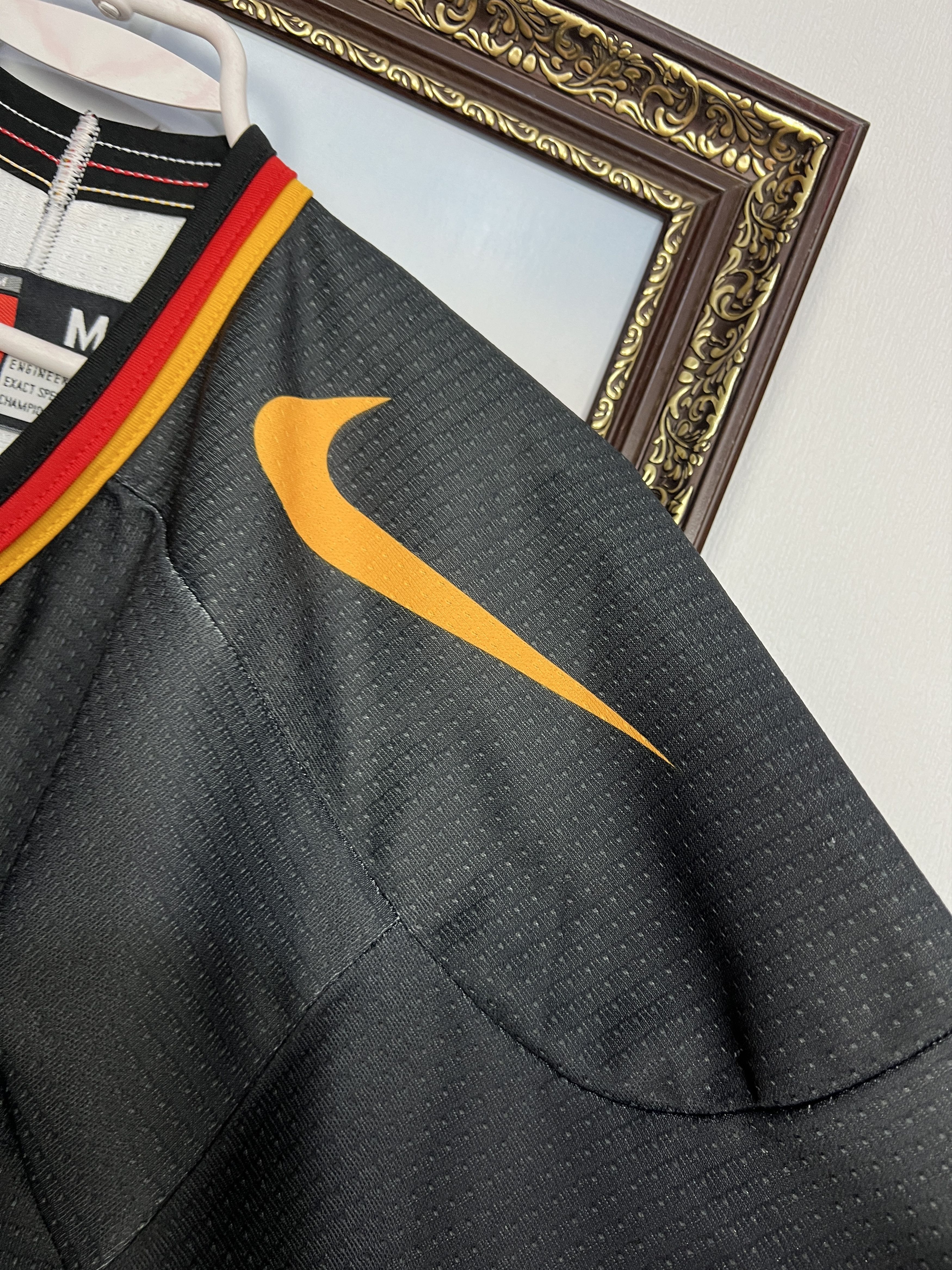 Nike Vintage Germany Deutschland Ice Hockey Jersey Shirt Trikot Size US M / EU 48-50 / 2 - 4 Thumbnail