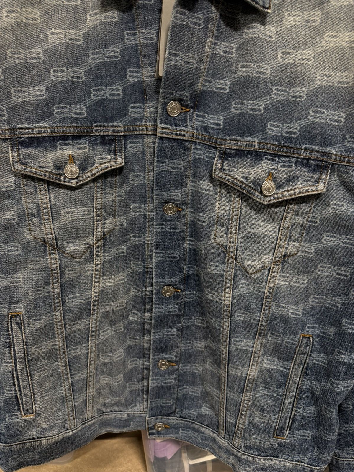 Balenciaga Balenciaga Oversized BB Monogram Denim Jacket NEW 2000$ Size US M / EU 48-50 / 2 - 3 Thumbnail