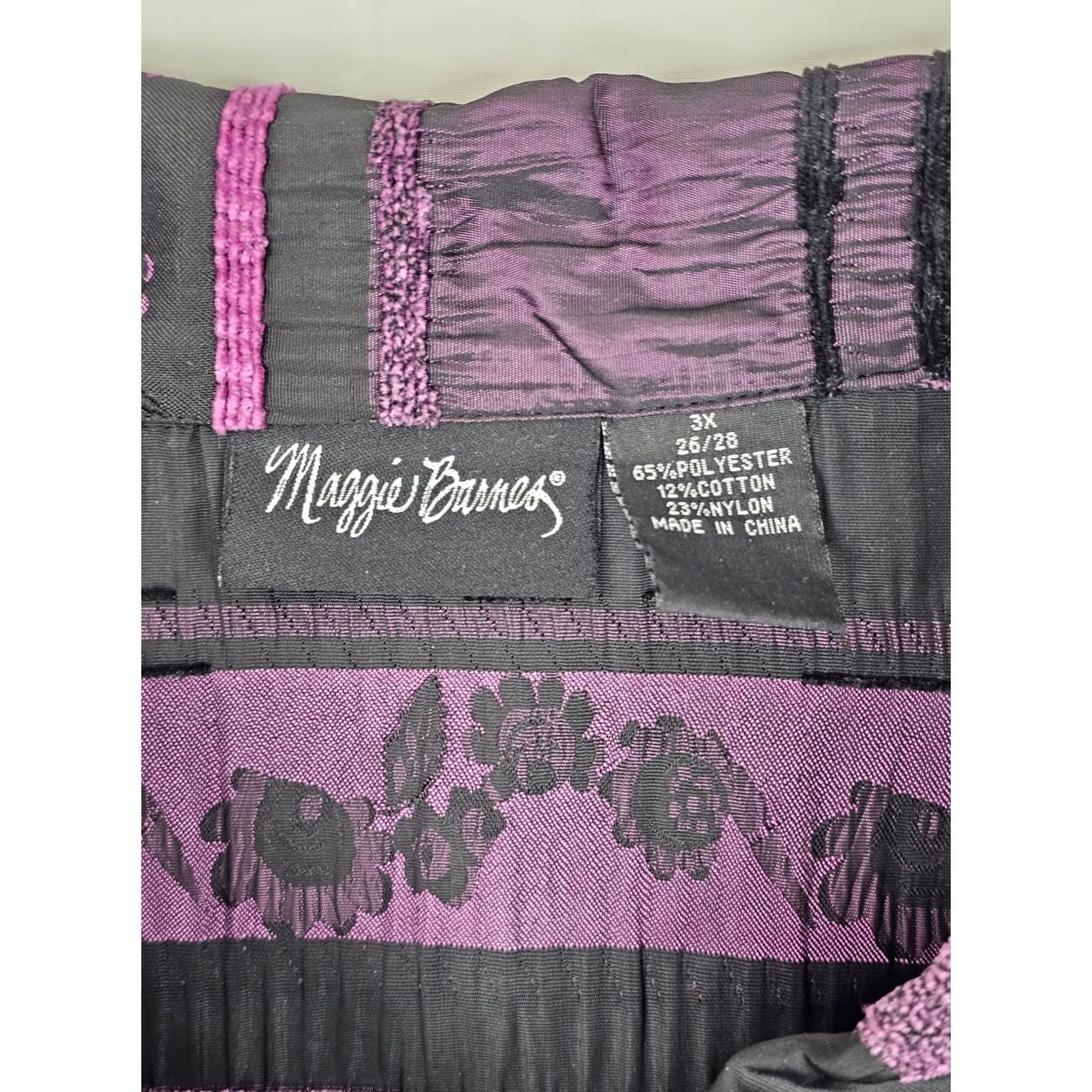 Vintage Maggie Barnes Tunic Shirt Women 3X Plus - Purple Black Floral Metallic Mock Neck Long Sleeve Shirt Womens Size XXL / US 16-18 / IT 52-54 - 3 Thumbnail