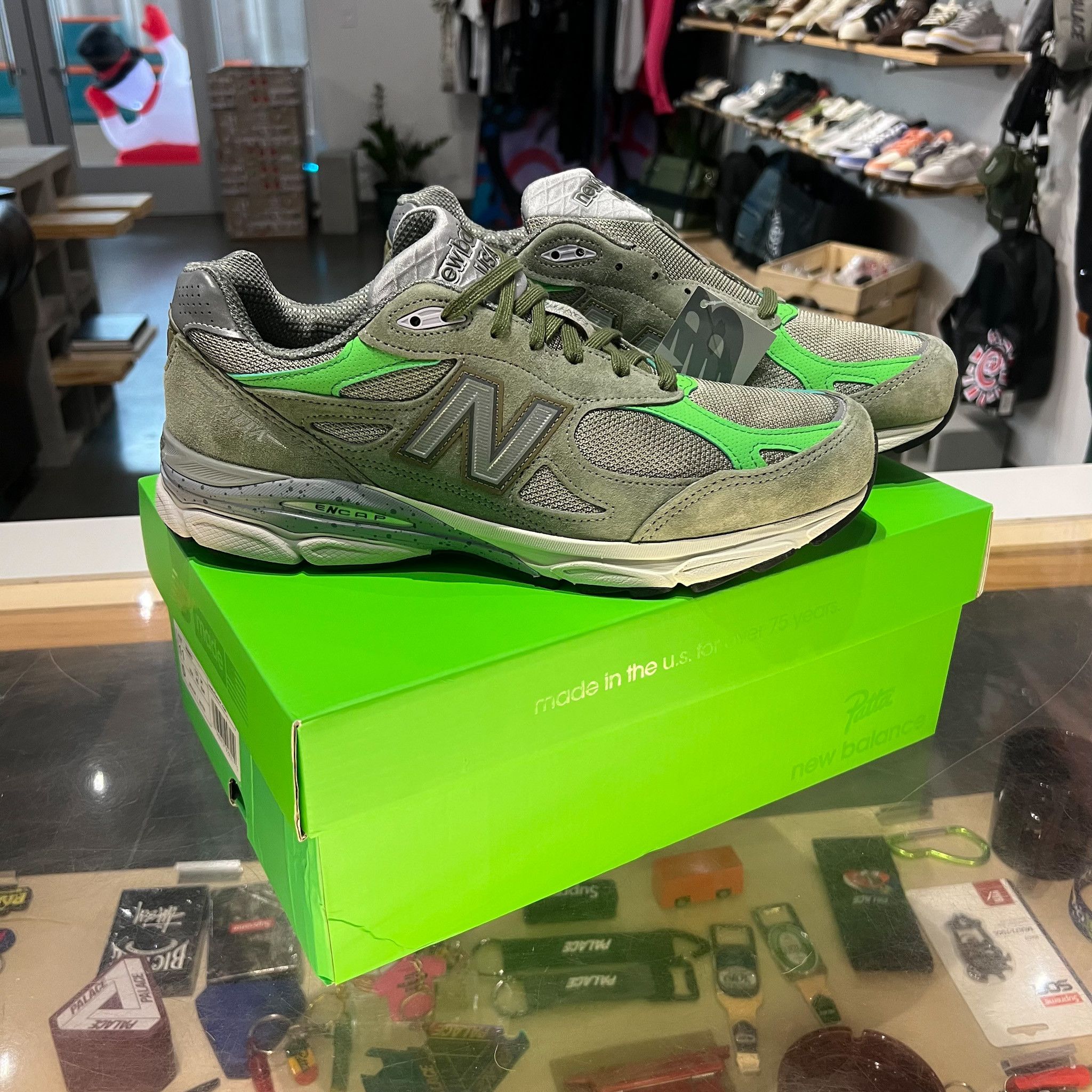 New Balance × Patta Patta X New Balance 990v3 MiUSA • 11 Size US 11 / EU 44 - 1 Thumbnail