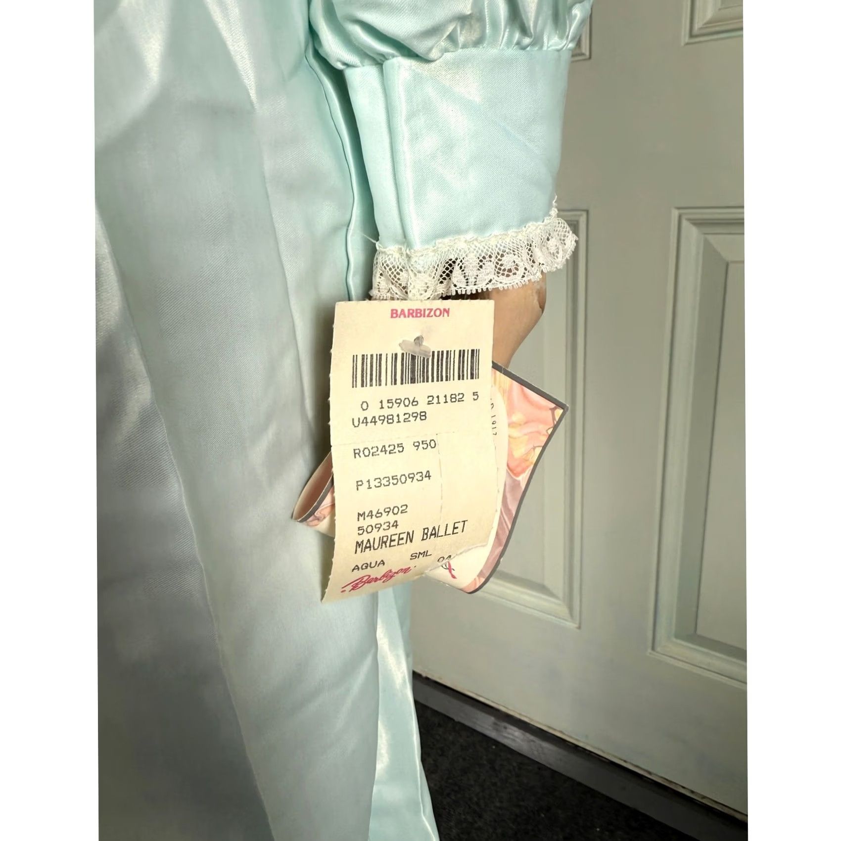 Vintage VINTAGE Barbizon Nightgown PS Small Blue Satin Embroidered Lace NOS 1980s Eveningwear Womens Size ONE SIZE - 3 Thumbnail