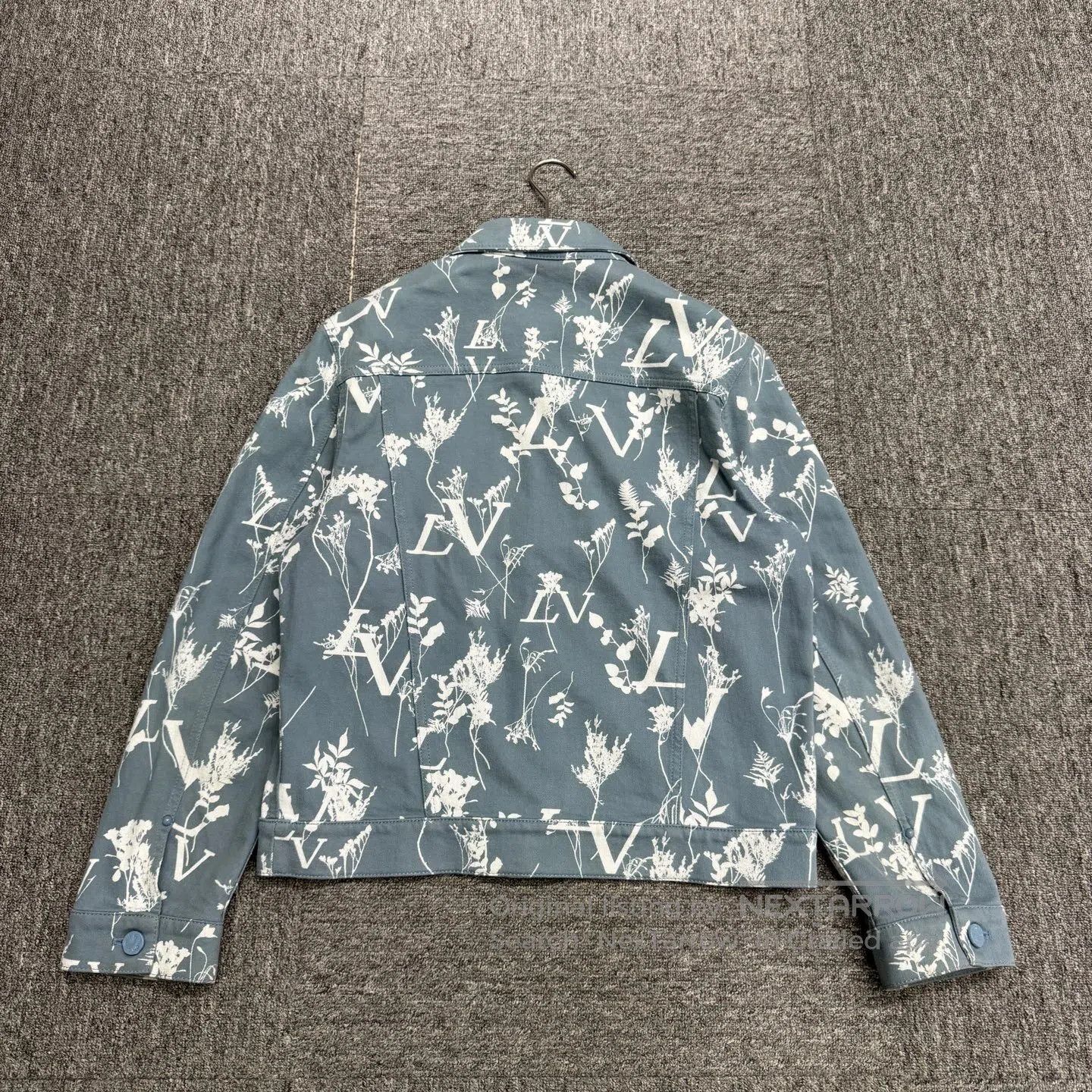 Louis Vuitton Louis Vuitton A denim jacket with a pattern of full wheat Size US S / EU 44-46 / 1 - 2 Thumbnail
