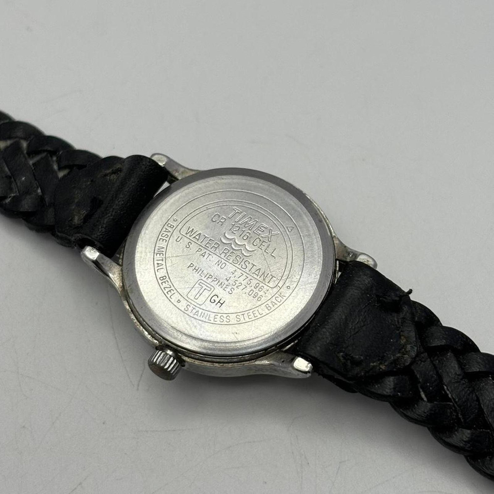 Timex Vintage silver timex watch Size ONE SIZE - 4 Thumbnail