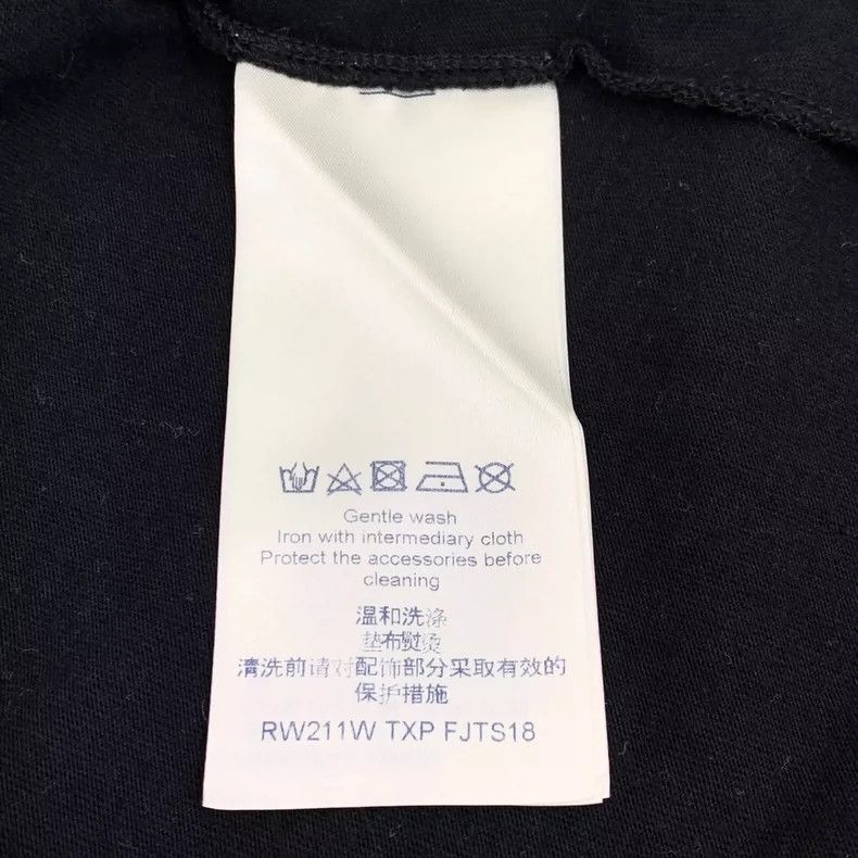 Louis Vuitton Louis Vuitton Black cotton crewneck T-shirt with monogramm Size XS / US 0-2 / IT 36-38 - 7 Thumbnail