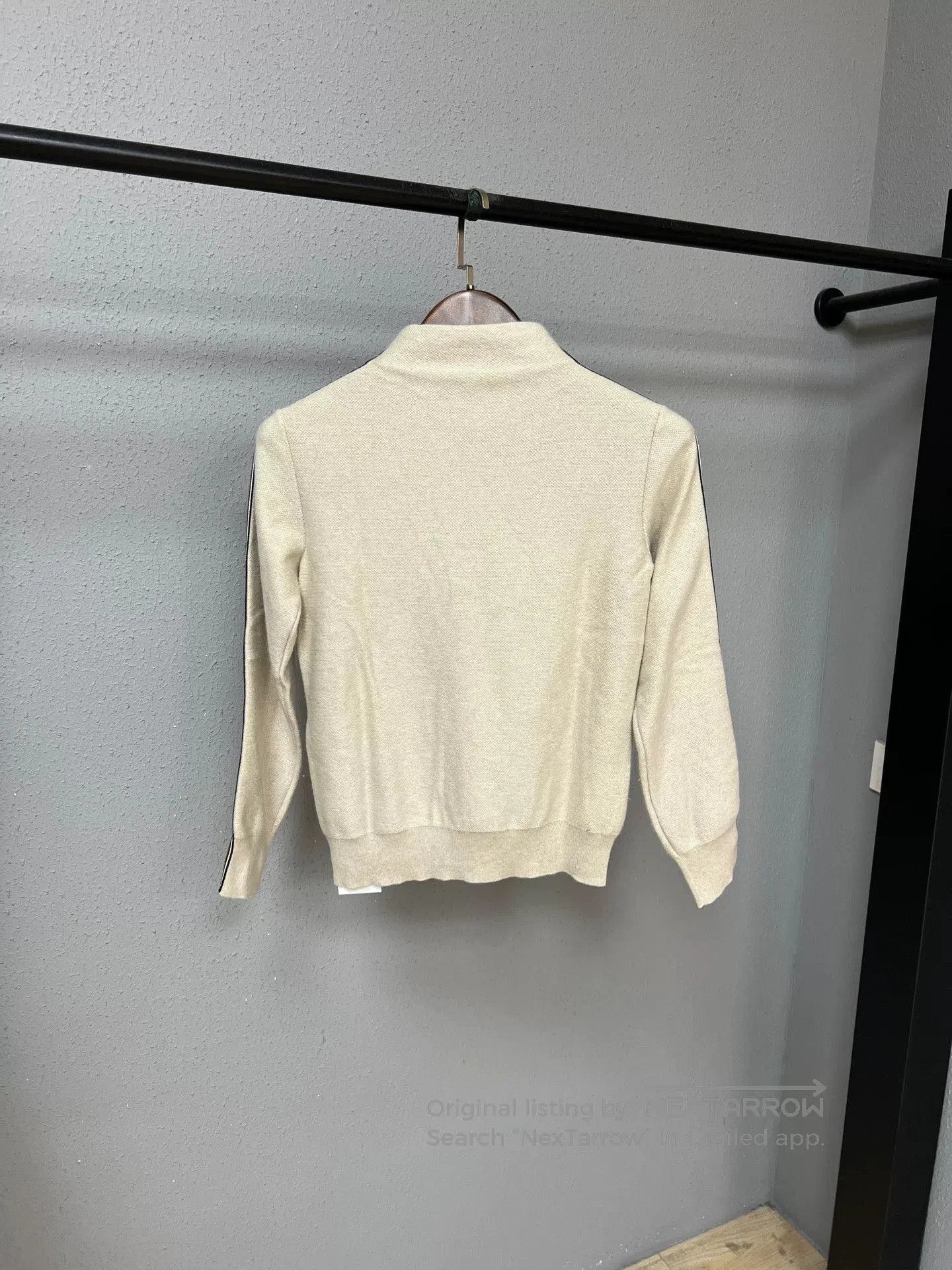 Loro Piana Loro Piana Goat Cashmere Sweater in Beige. Size S / US 4 / IT 40 - 2 Thumbnail