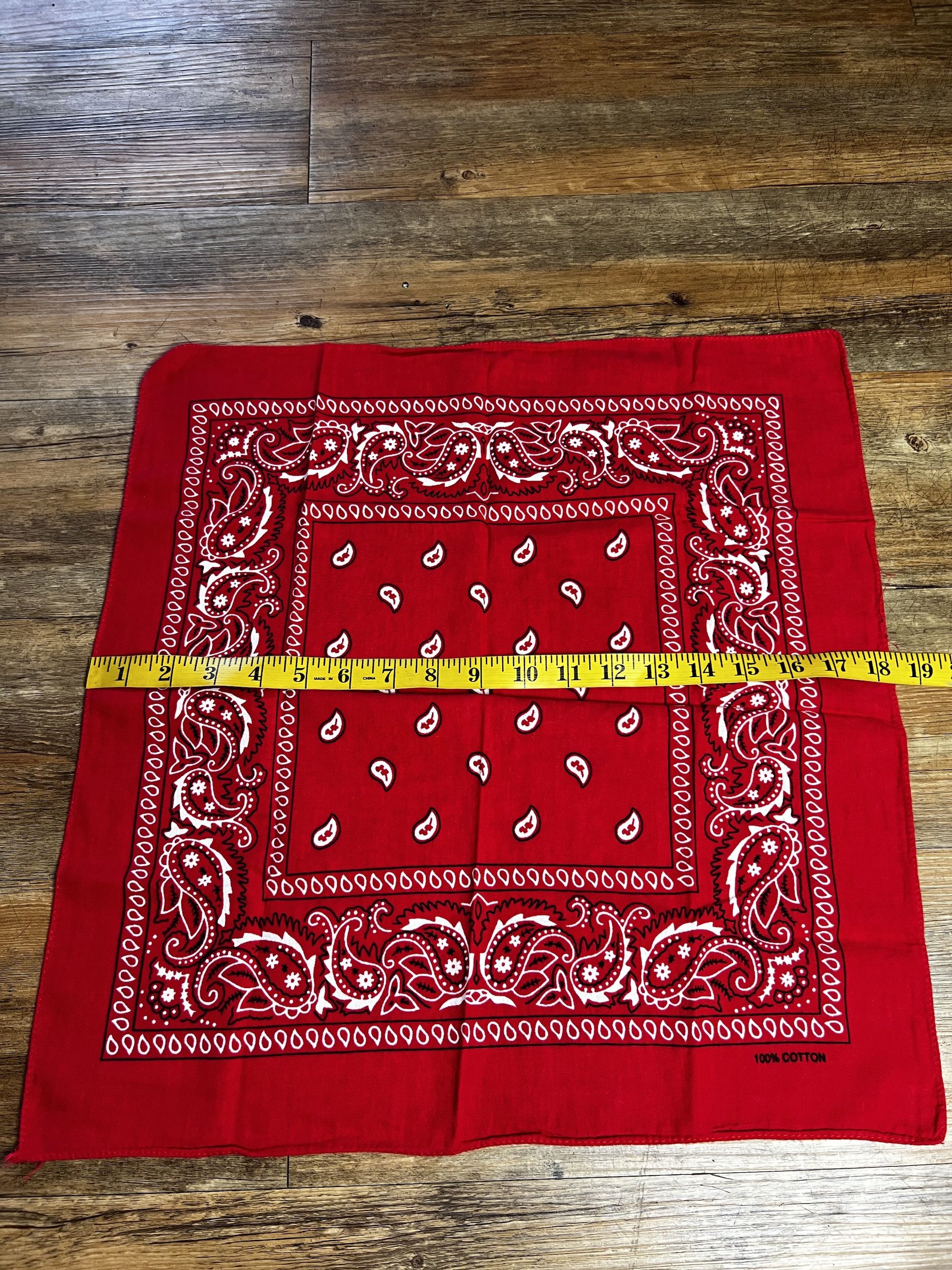 Vintage Vintage 100% Cotton Red Paisley Print Bandana RN13960 Size ONE SIZE - 5 Thumbnail