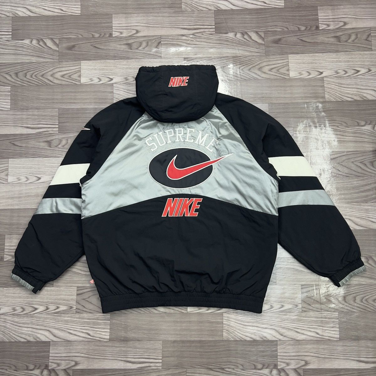 Nike × Supreme Supreme x Nike Hooded Sport Jacket Size US M / EU 48-50 / 2 - 5 Thumbnail