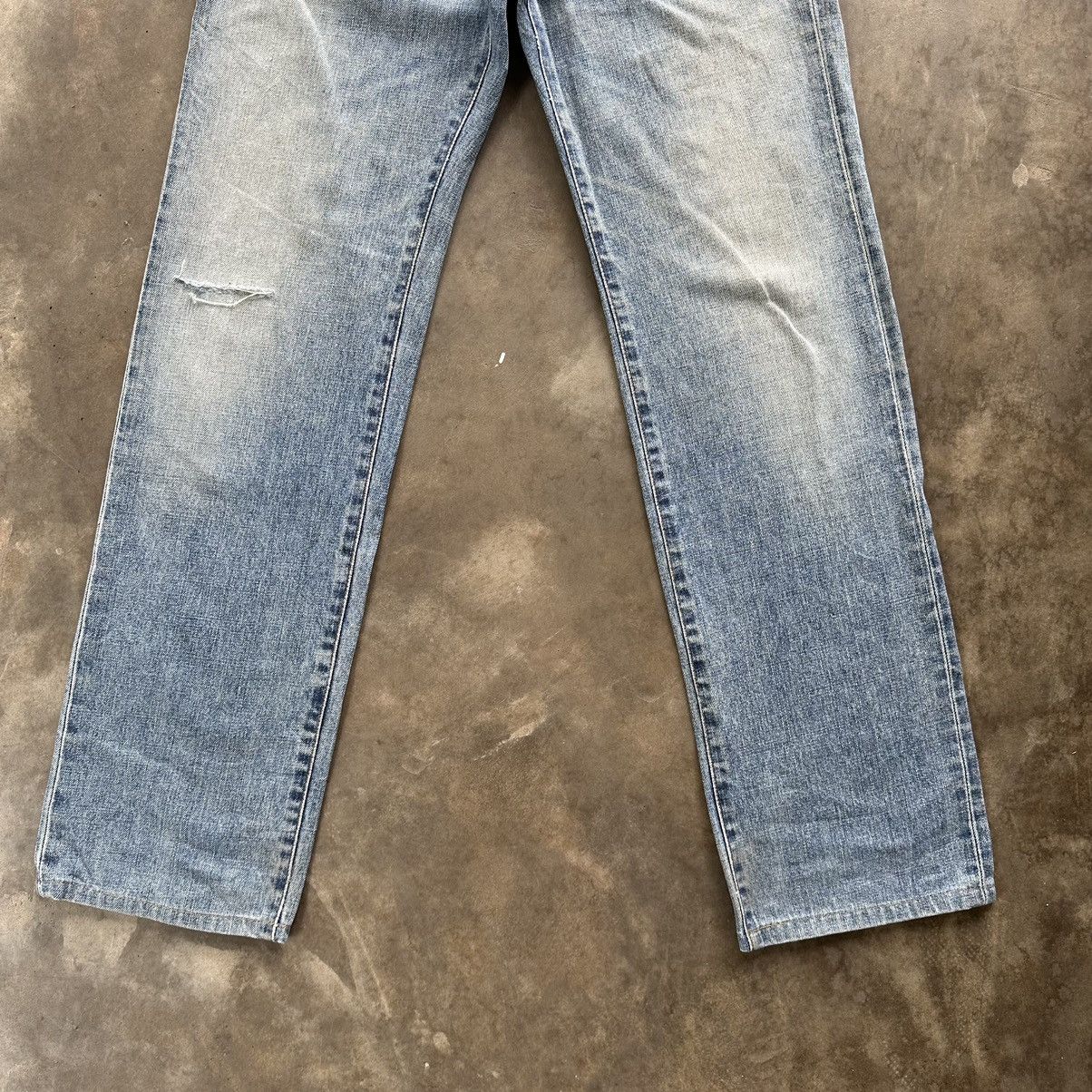 Japanese Brand Vintage Edwin Distressed Faded Denim Jean Pant W28 Size US 28 / EU 44 - 2 Thumbnail