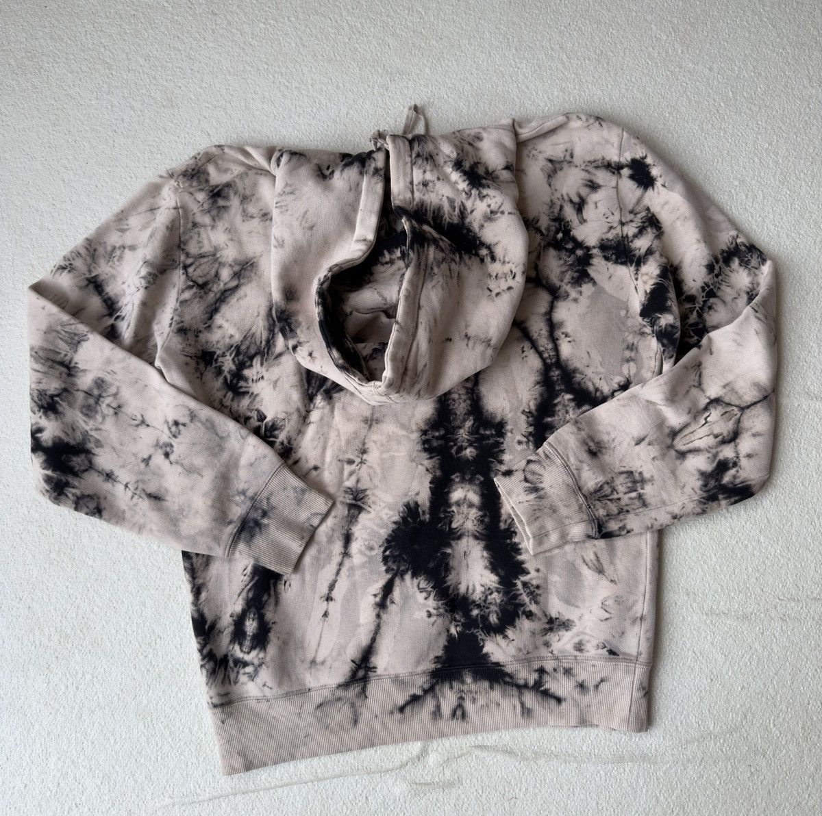 Saint Laurent Paris Rare Saint Laurent Volume Class Tie Dye Hoodie Size S / US 4 / IT 40 - 9 Thumbnail