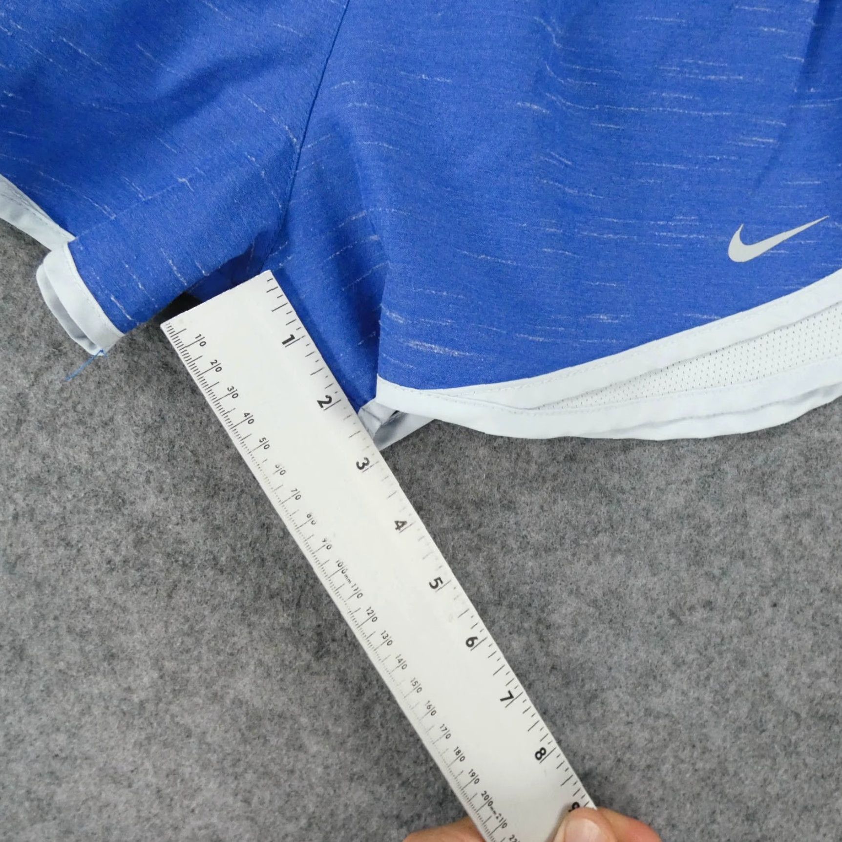 Nike Nike Shorts Womens Medium Blue White Lined Elastic Waist Running Dri-Fit Size 26" / US 2 / IT 38 - 7 Thumbnail