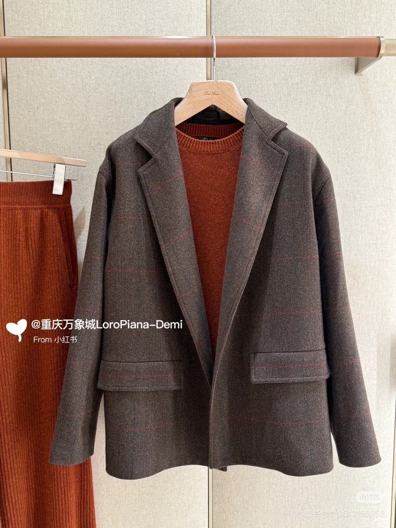 Loro Piana LORO PIANA A sheepskin coat Size XS / US 0-2 / IT 36-38 - 1 Thumbnail