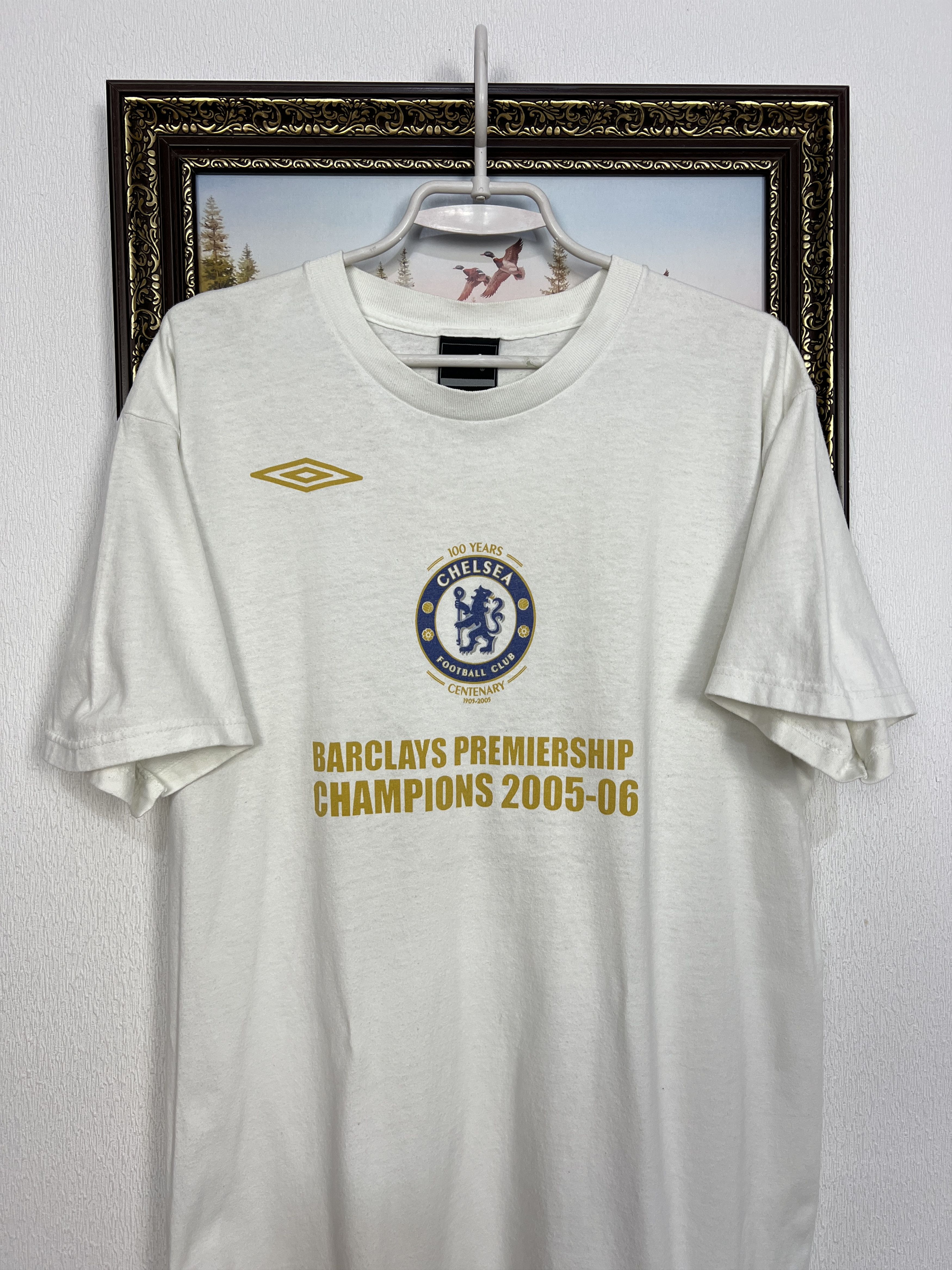 Umbro Chelsea Champions 2004 Football Shirt Jersey Tee Soccer Size US L / EU 52-54 / 3 - 2 Thumbnail