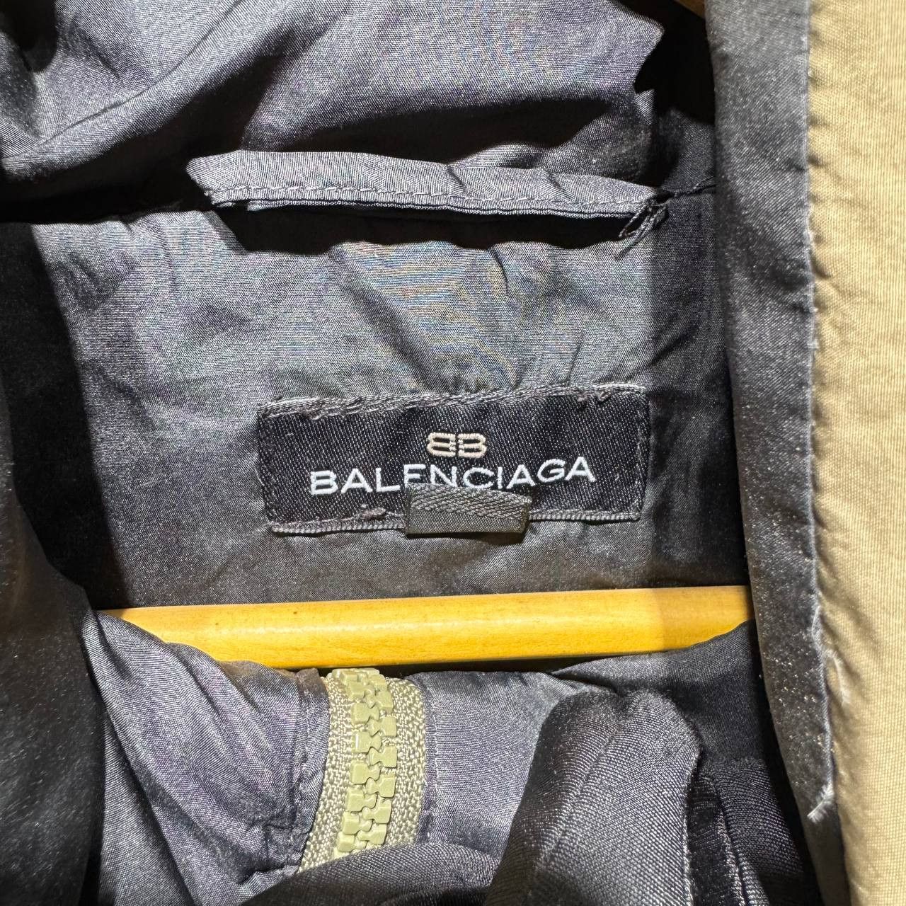 Balenciaga Balenciaga BB small logo embroidered puffer jacket Size US XXL / EU 58 / 5 - 7 Thumbnail