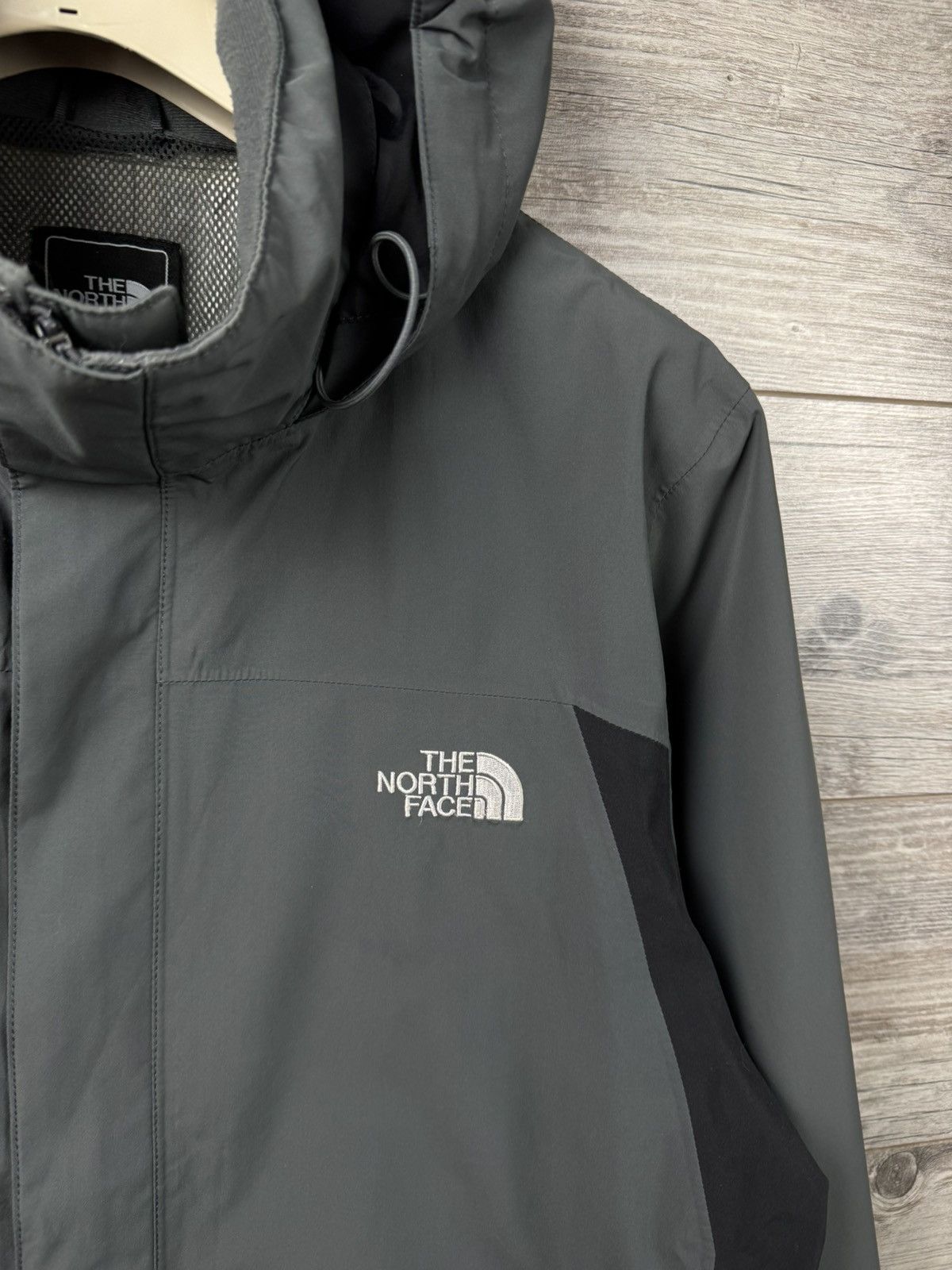 The North Face The north face jacket vintage size L y2k style Size US L / EU 52-54 / 3 - 17 Thumbnail